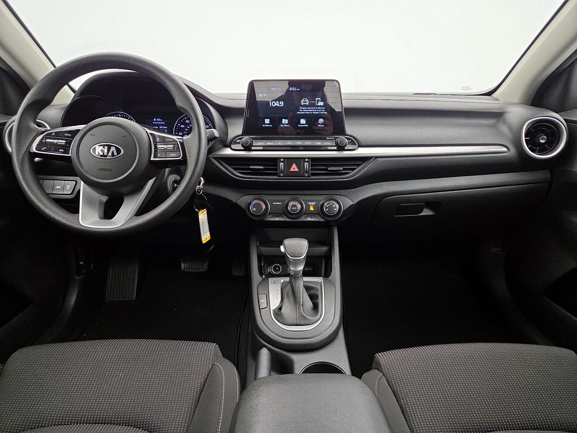 Thumbnail: 2021 Kia Forte - 9