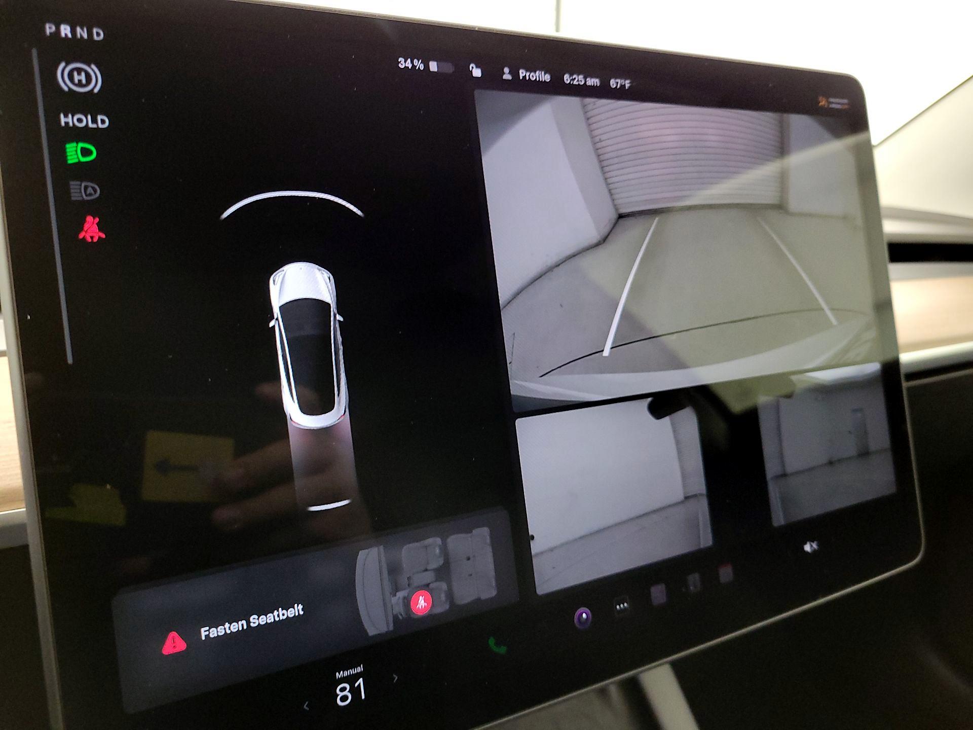 Thumbnail: 2022 Tesla Model 3 - 14