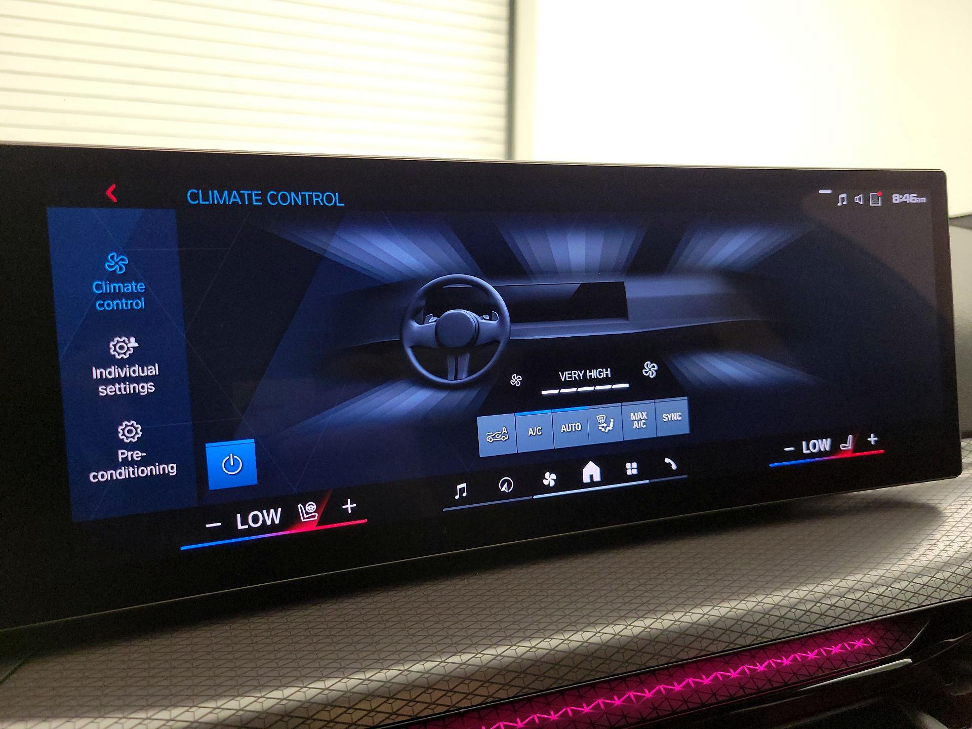 Thumbnail: 2025 BMW M3 - 17