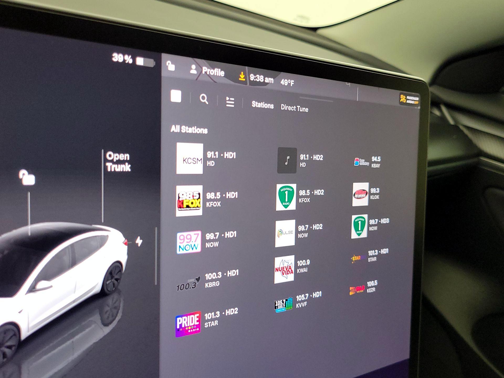 Thumbnail: 2023 Tesla Model 3 - 15