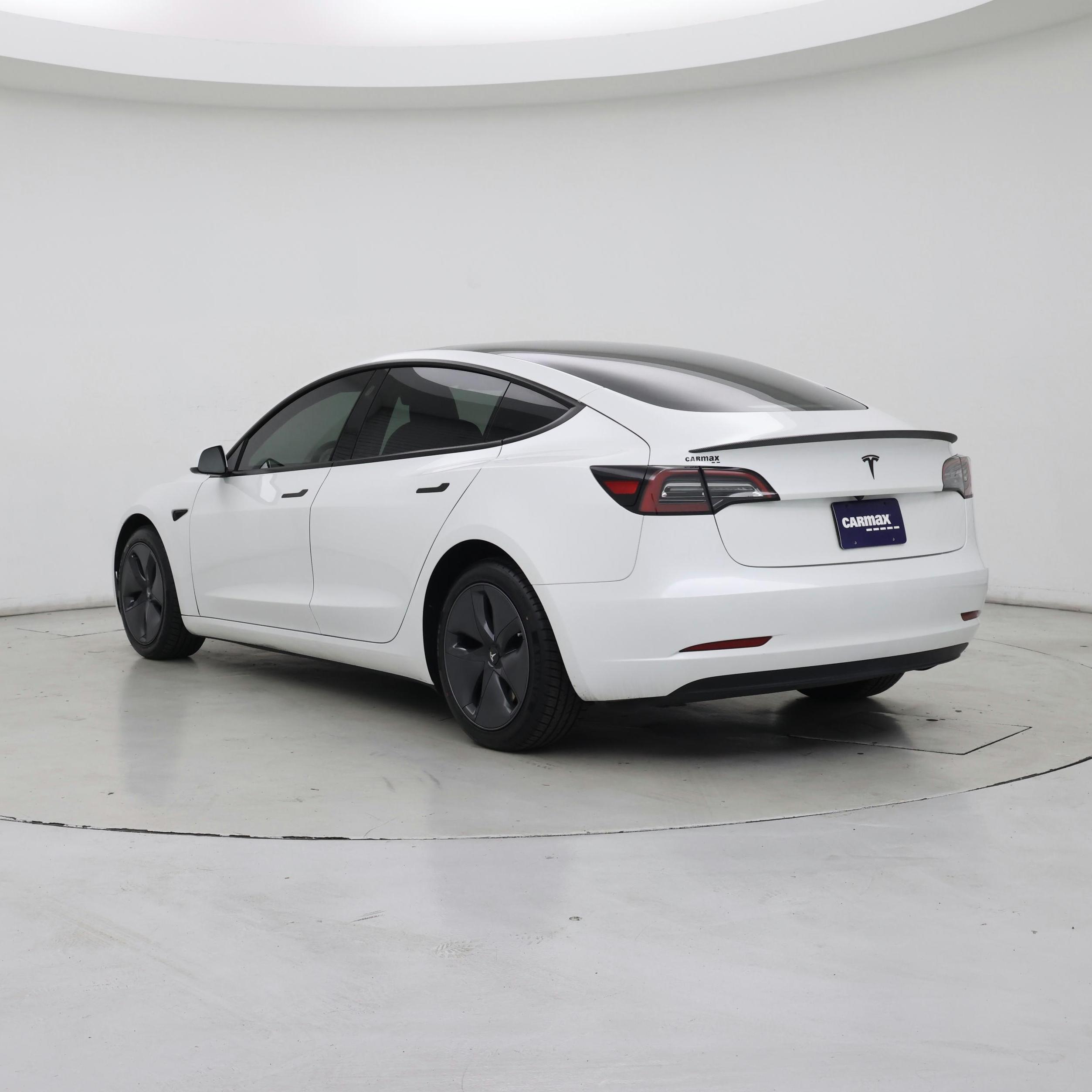 Thumbnail: 2023 Tesla Model 3 - 2