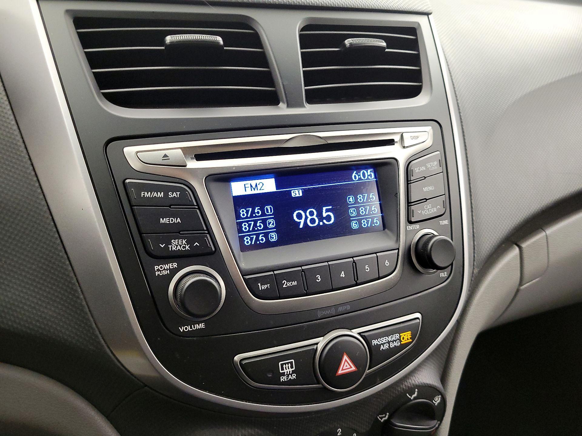 Thumbnail: 2016 Hyundai Accent - 14