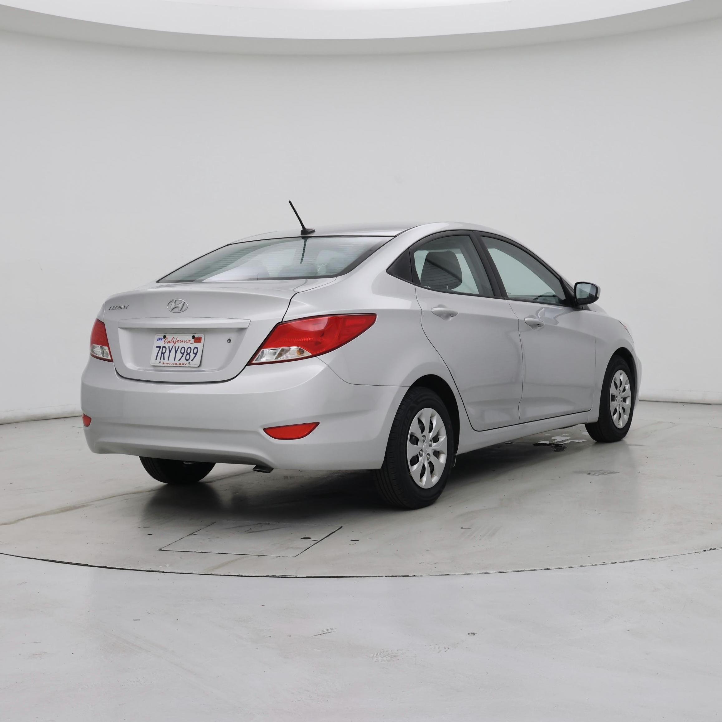 Thumbnail: 2016 Hyundai Accent - 8