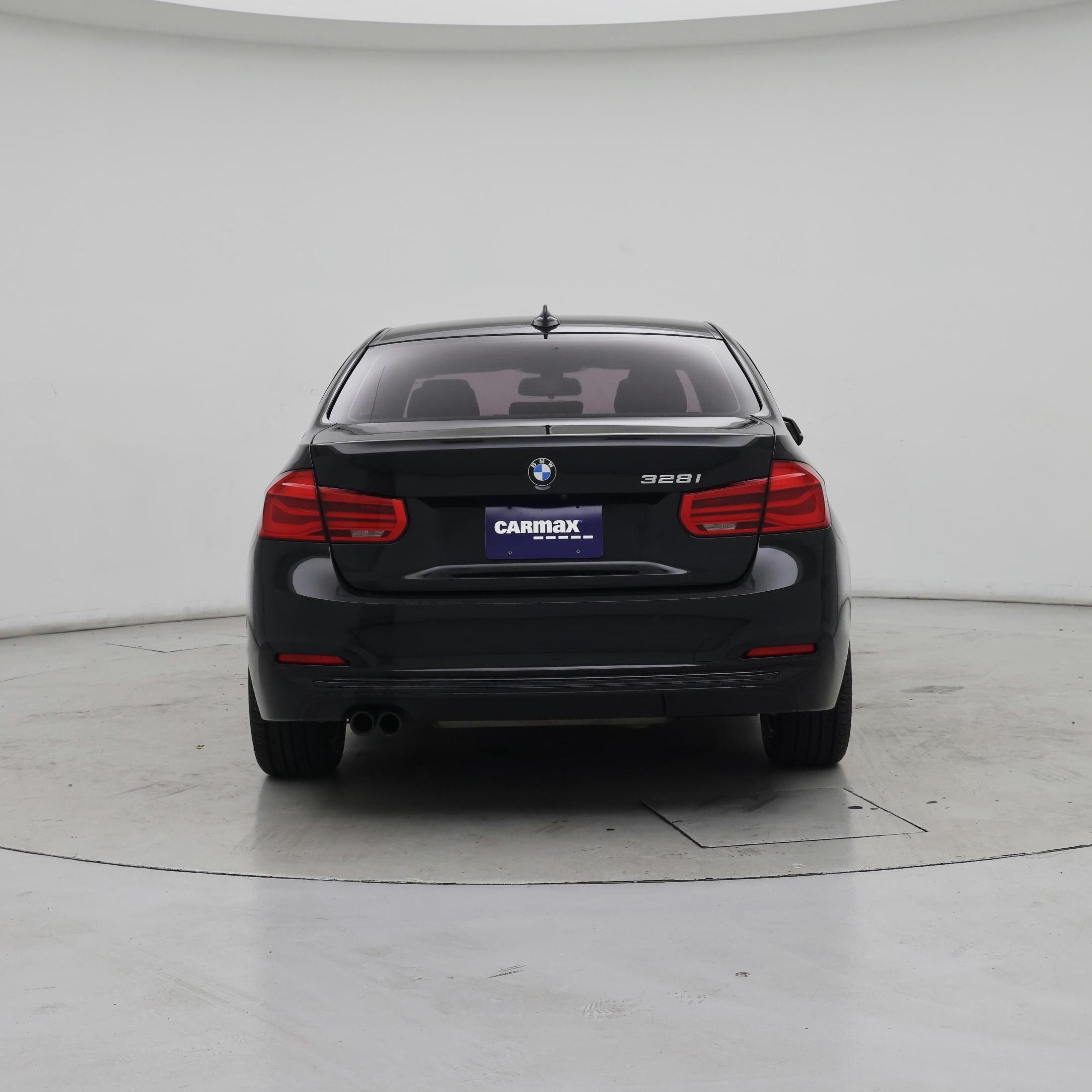 Thumbnail: 2016 BMW 3 Series - 6