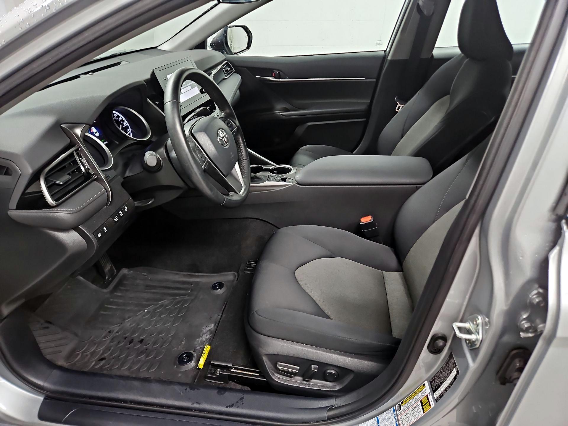 Thumbnail: 2022 Toyota Camry - 11