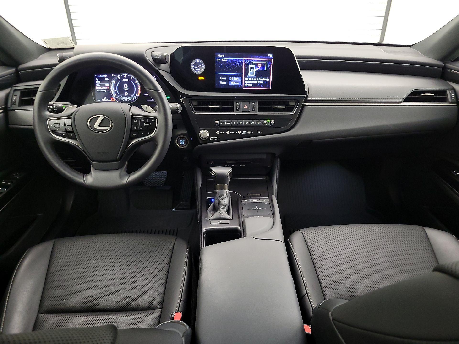 Thumbnail: 2022 Lexus ES - 9