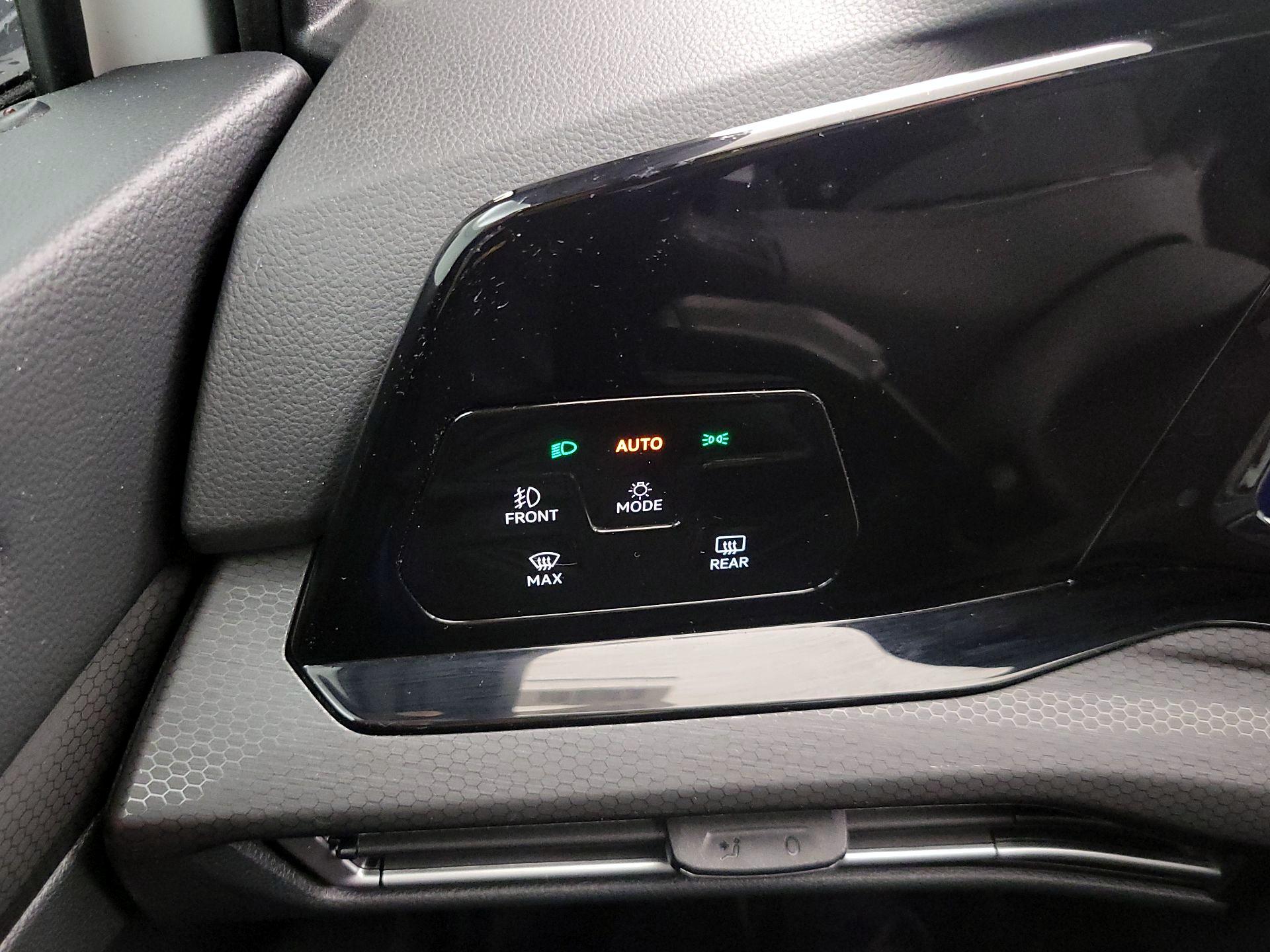 Thumbnail: 2022 Volkswagen Golf - 13