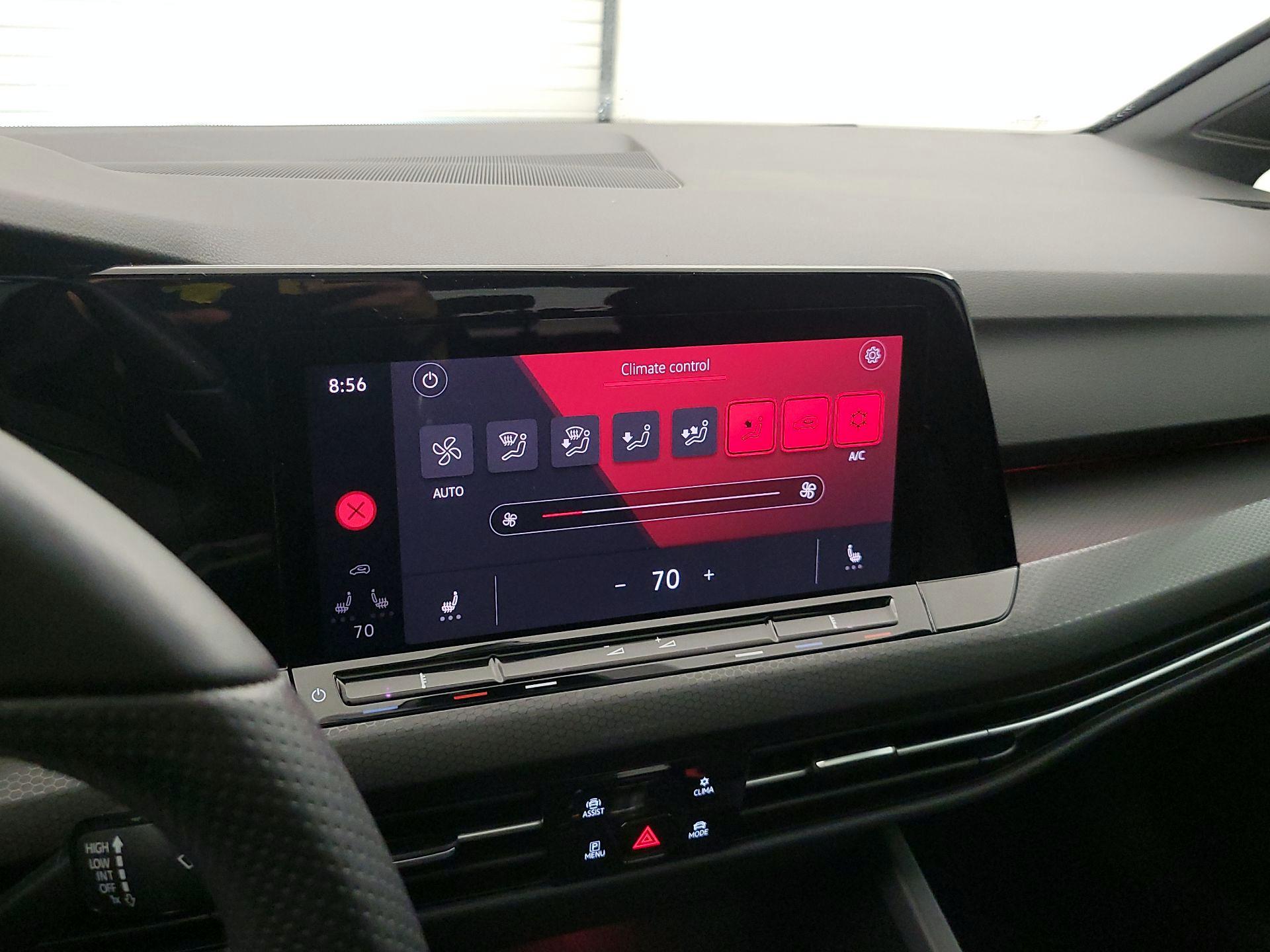 Thumbnail: 2022 Volkswagen Golf - 17