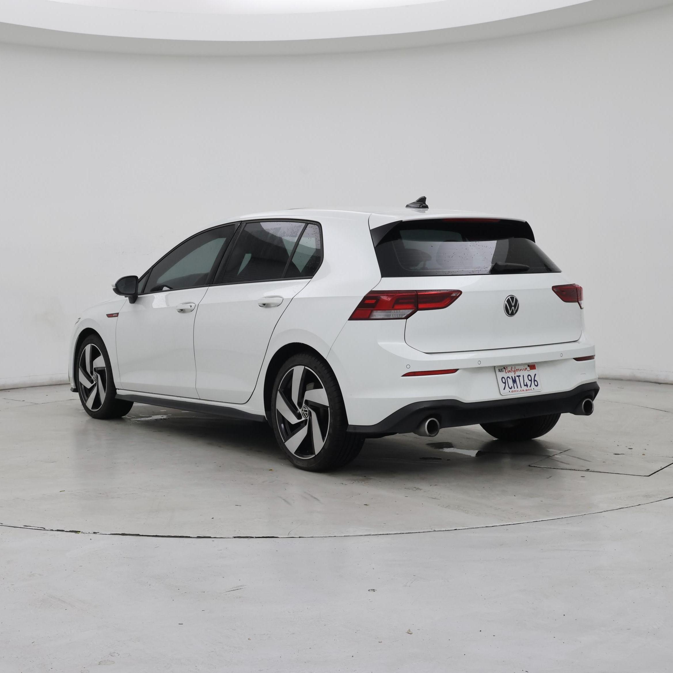 Thumbnail: 2022 Volkswagen Golf - 2