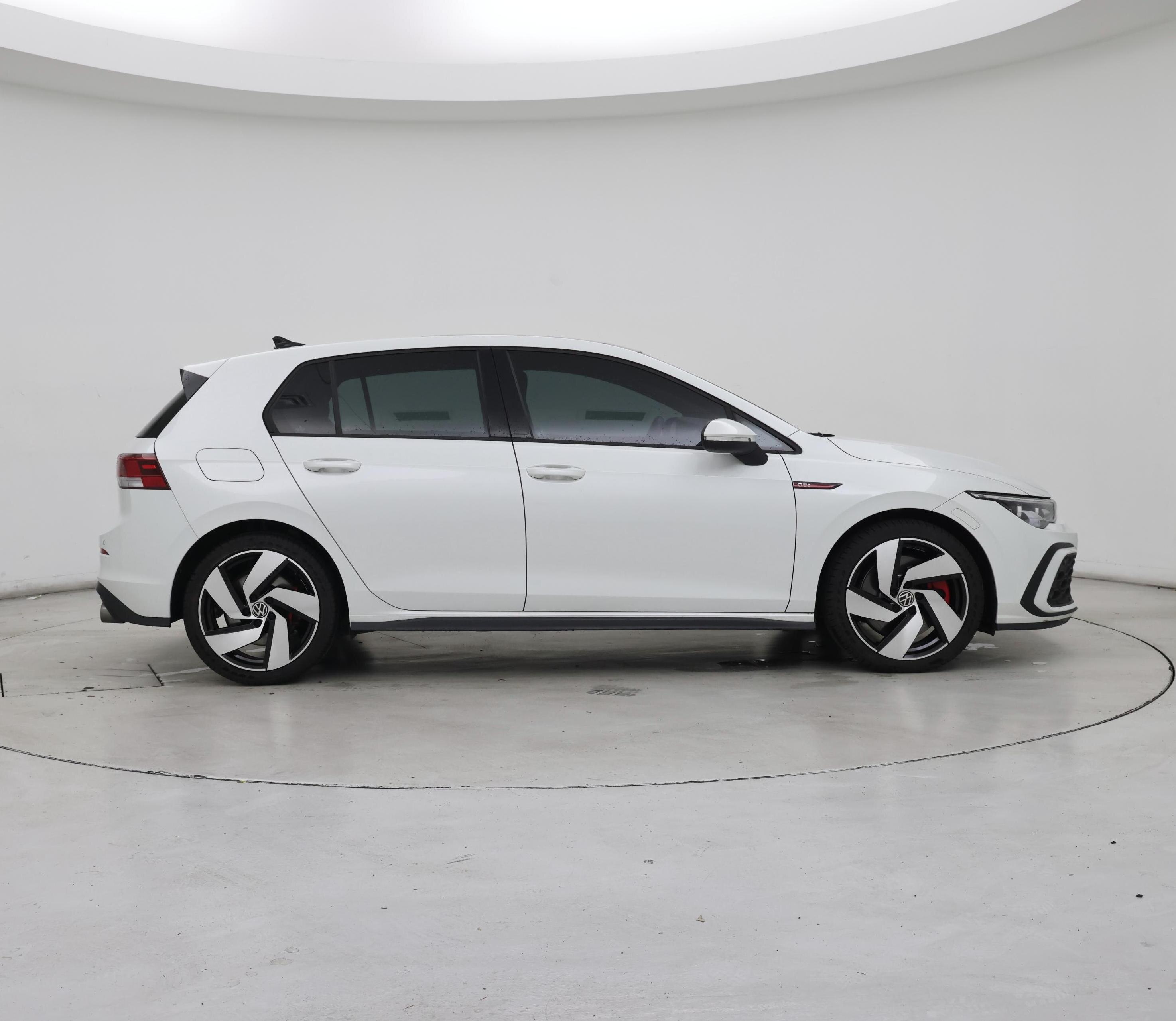 Thumbnail: 2022 Volkswagen Golf - 7