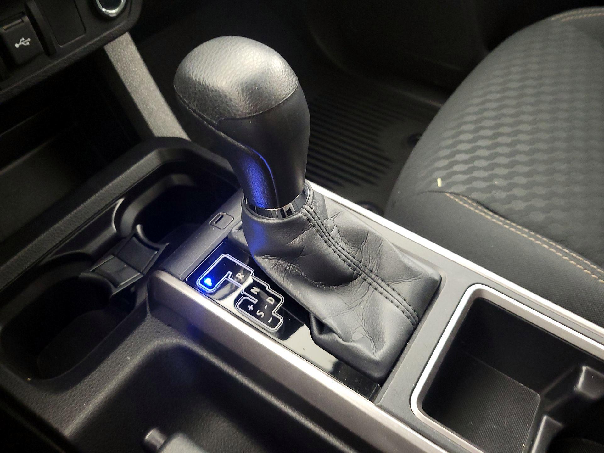 Thumbnail: 2023 Toyota Tacoma - 17