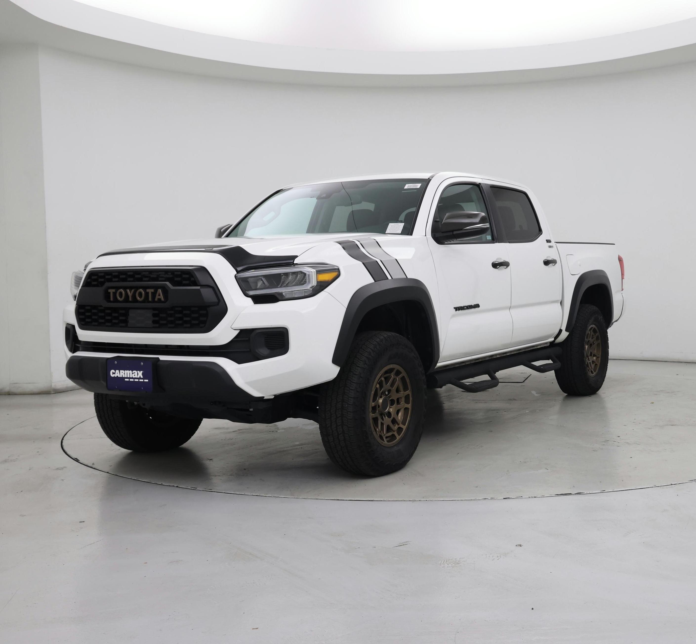 Thumbnail: 2023 Toyota Tacoma - 4