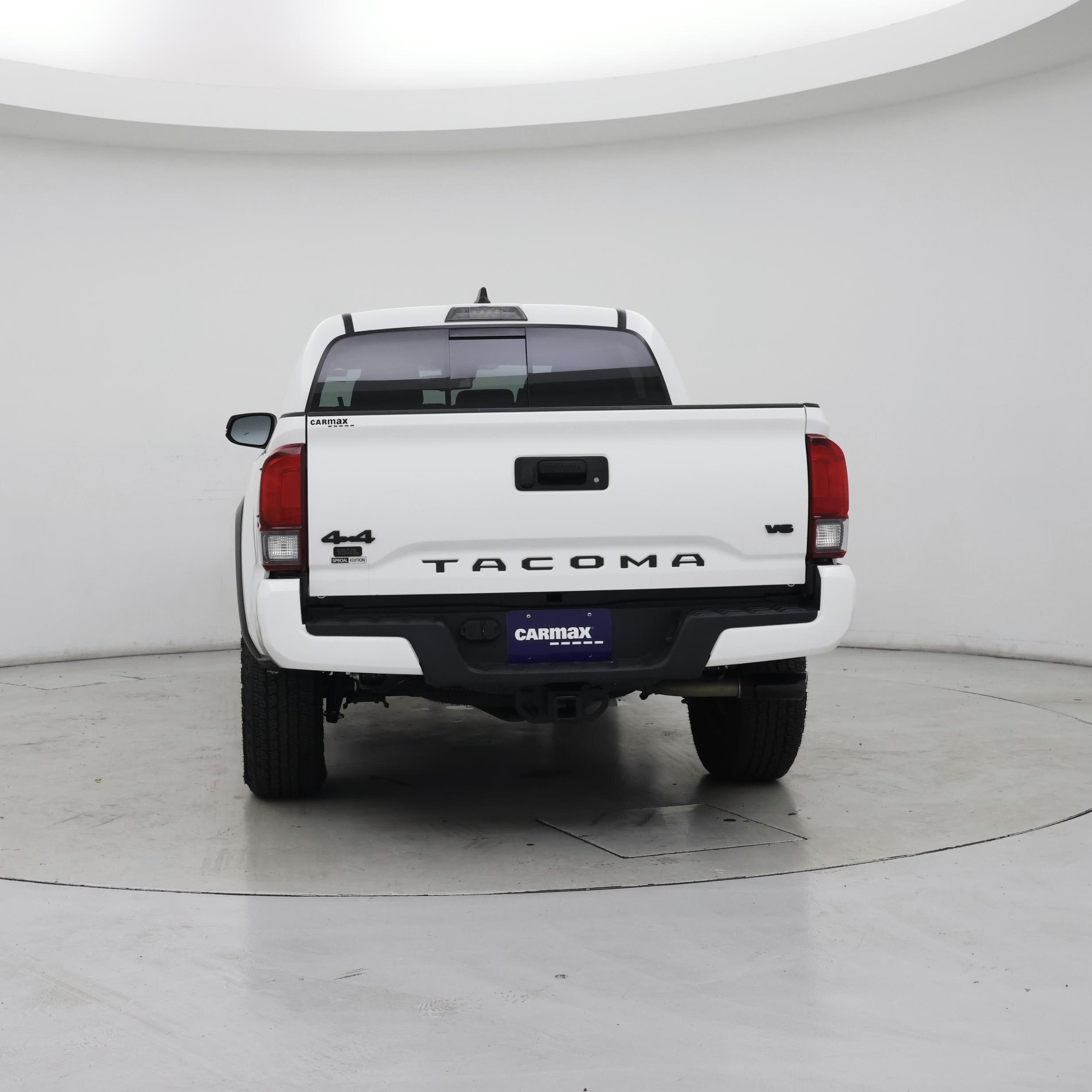 Thumbnail: 2023 Toyota Tacoma - 6