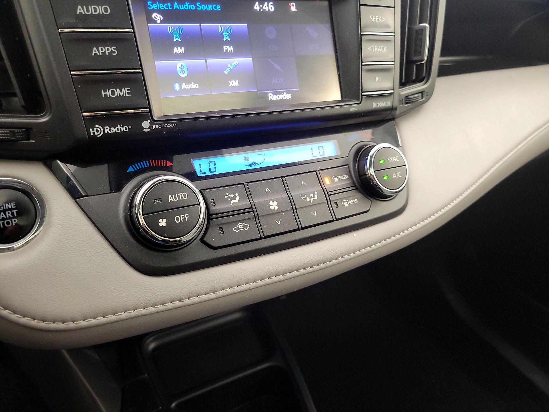 Thumbnail: 2018 Toyota RAV4 - 16