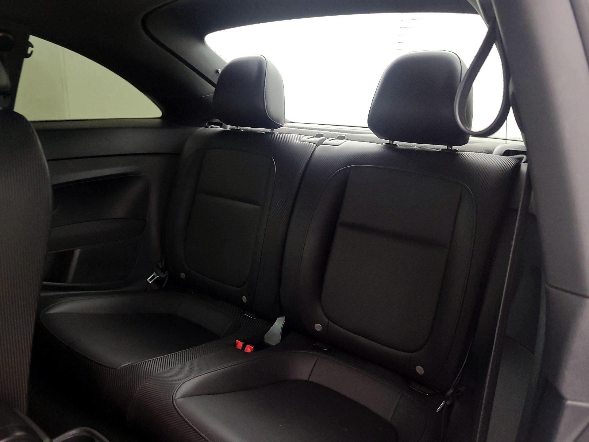 Thumbnail: 2018 Volkswagen Beetle - 19