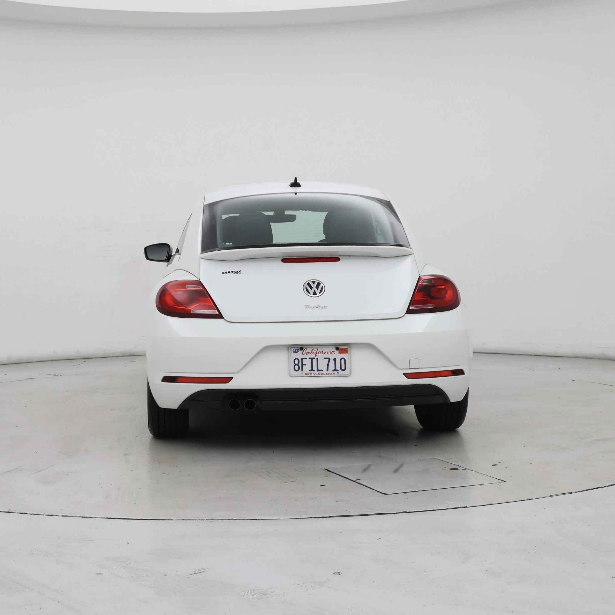 Thumbnail: 2018 Volkswagen Beetle - 6