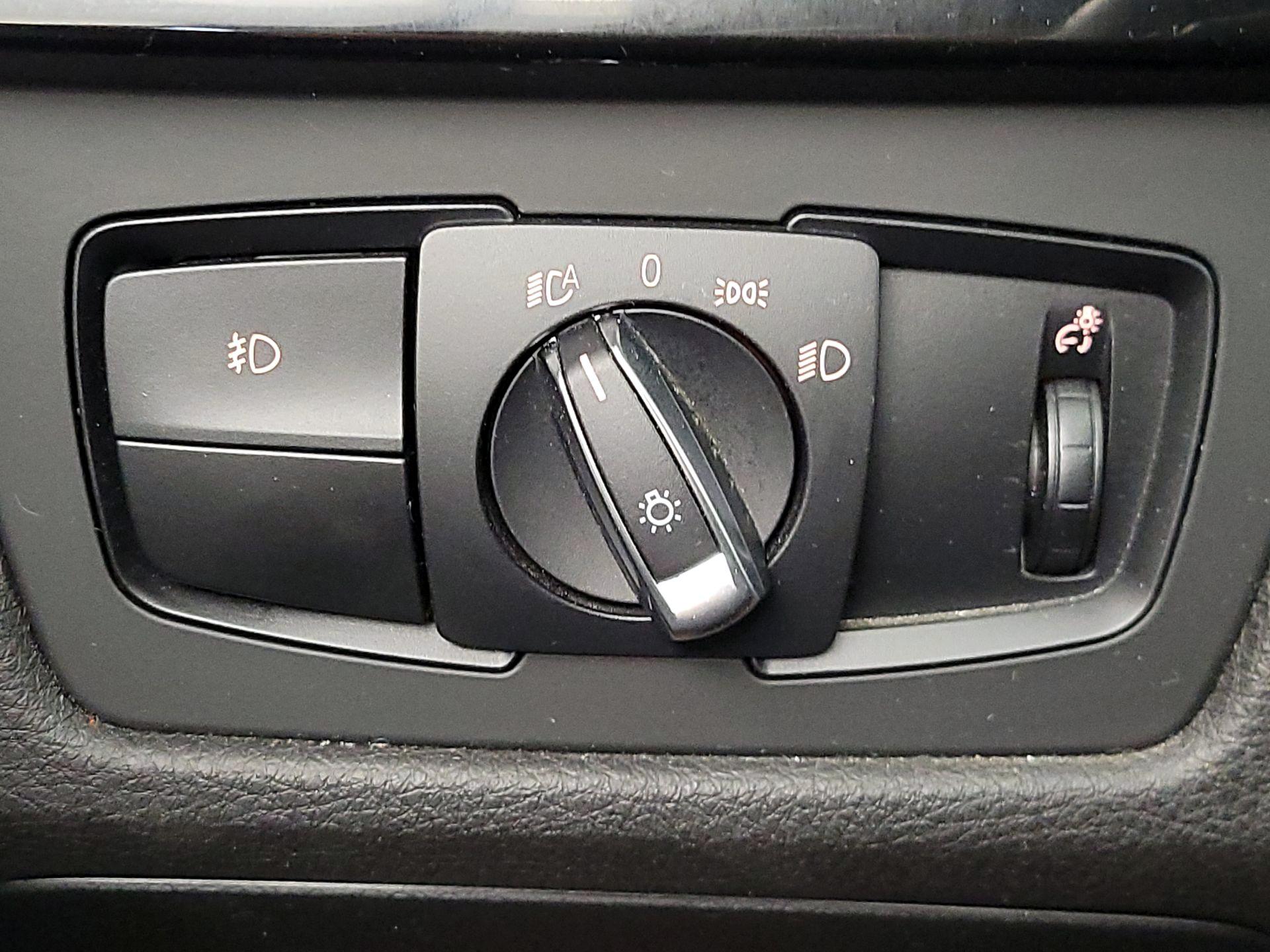 Thumbnail: 2016 BMW 3 Series - 13