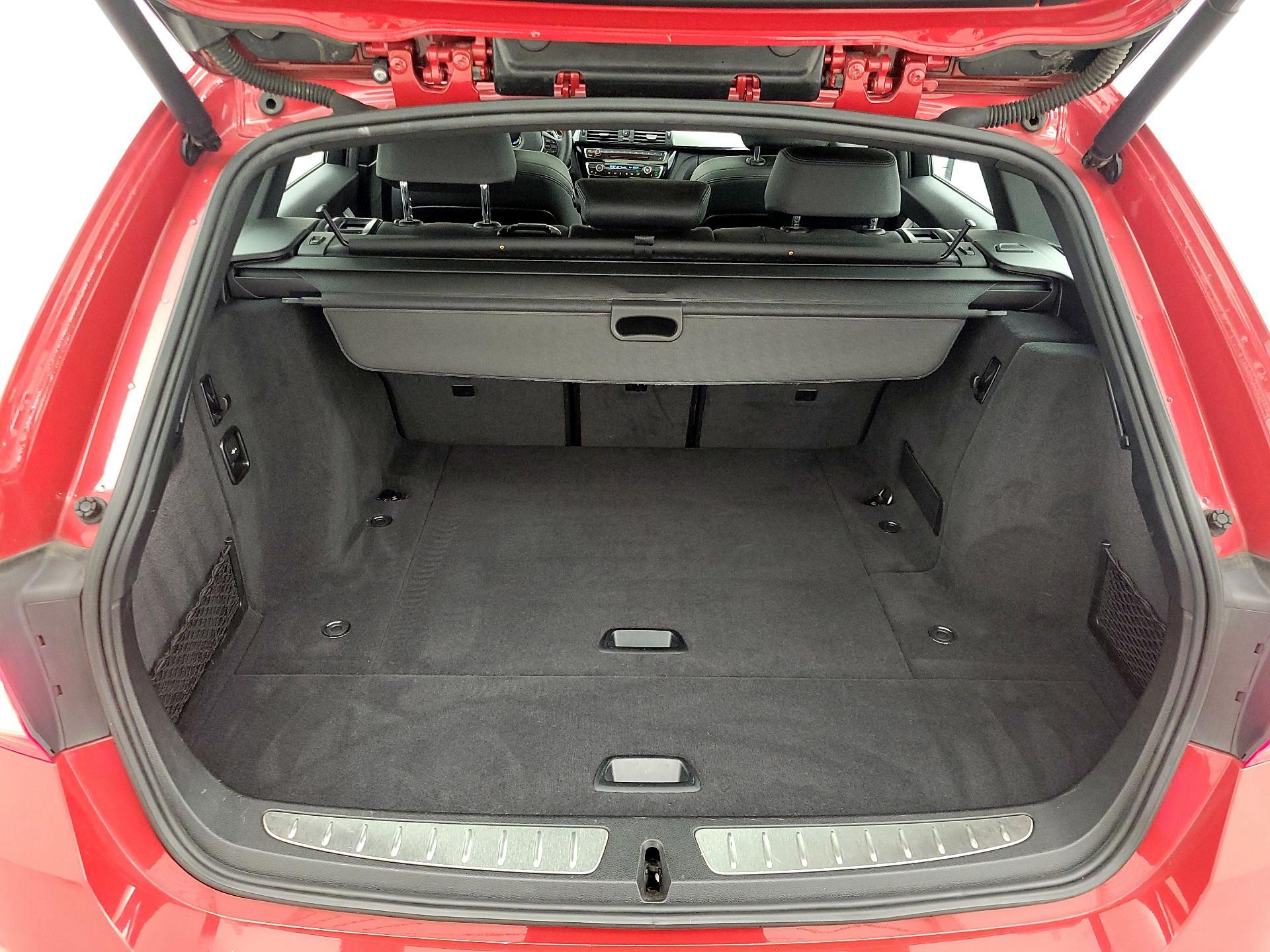 Thumbnail: 2016 BMW 3 Series - 20