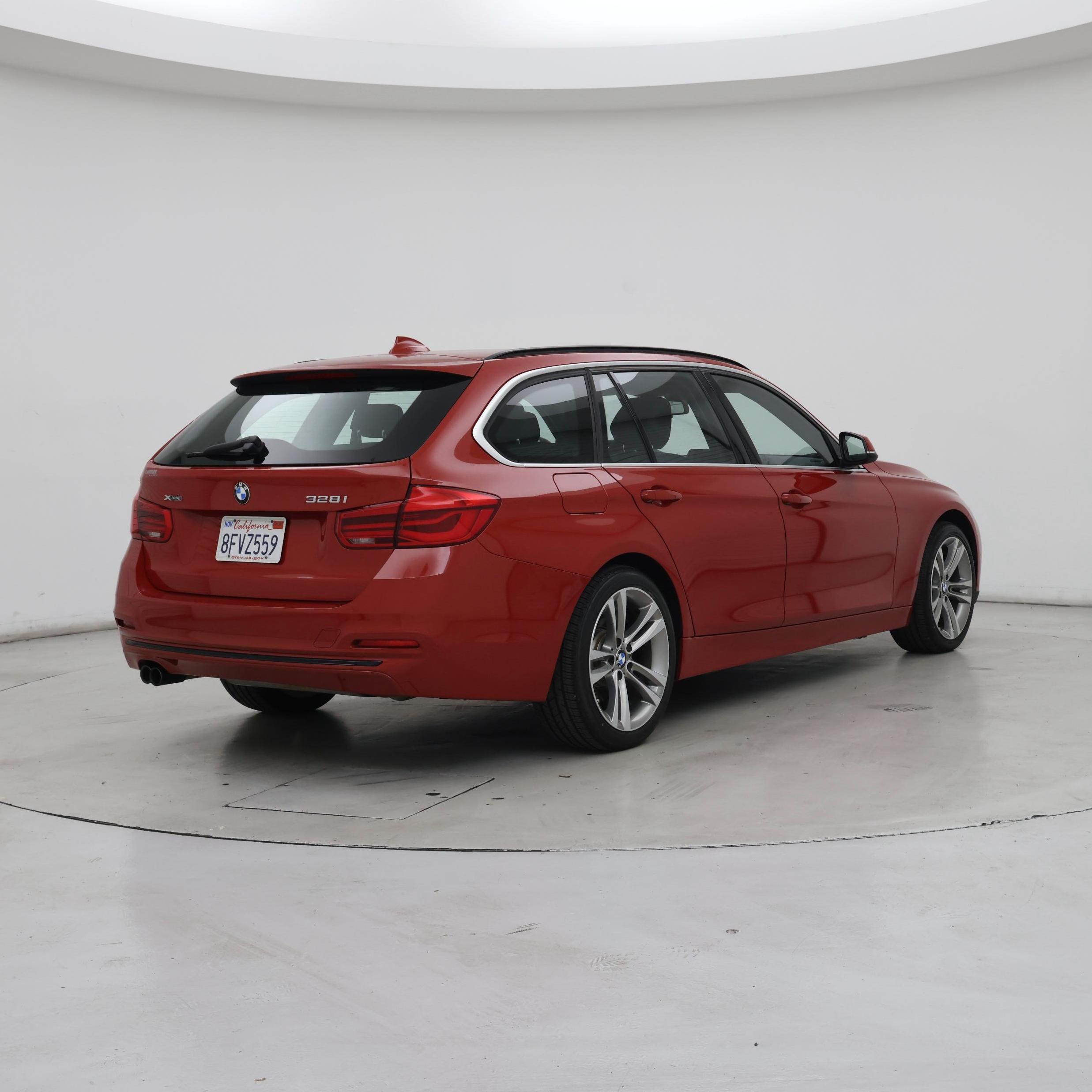 Thumbnail: 2016 BMW 3 Series - 8