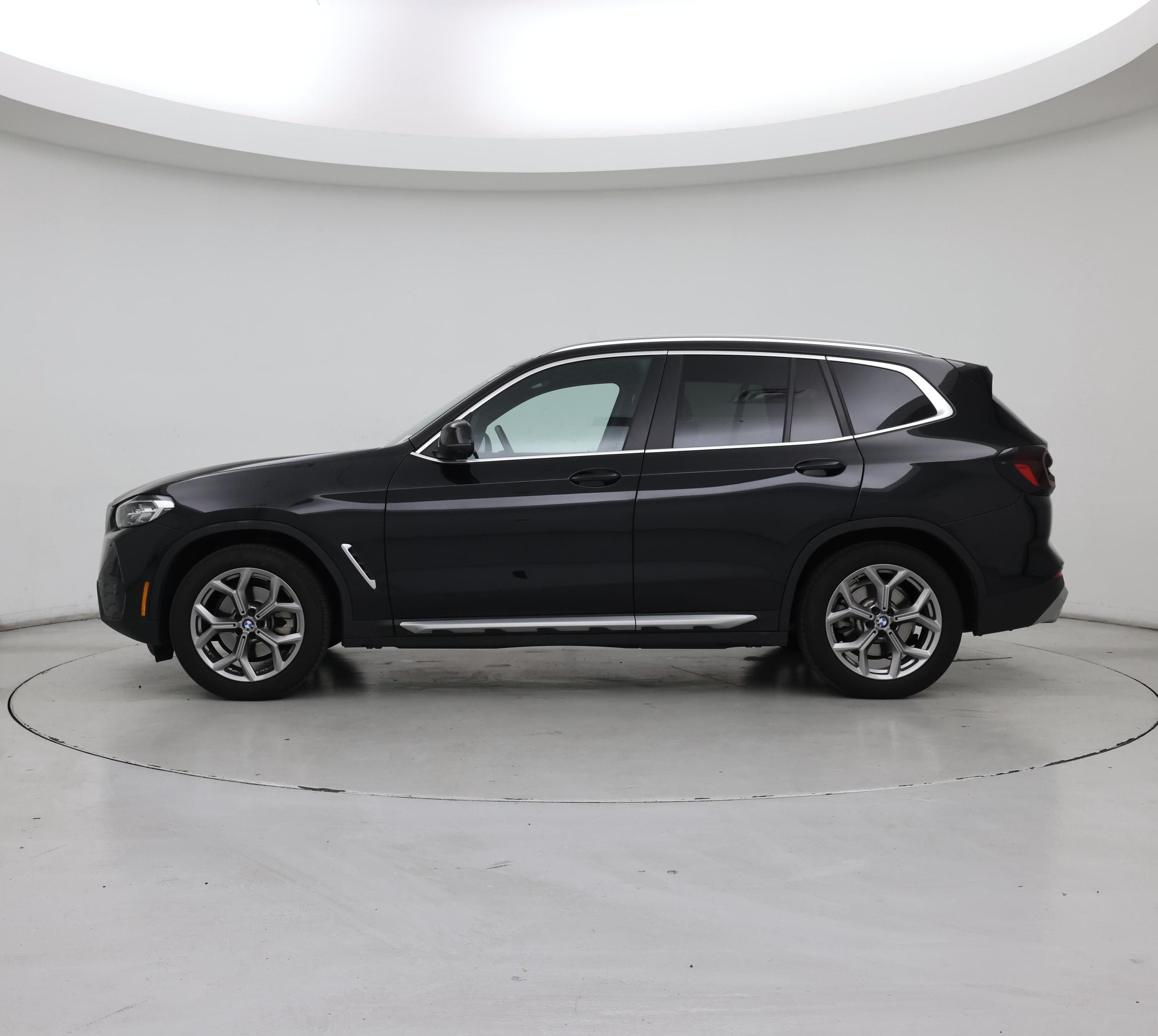 Thumbnail: 2023 BMW X3 - 3
