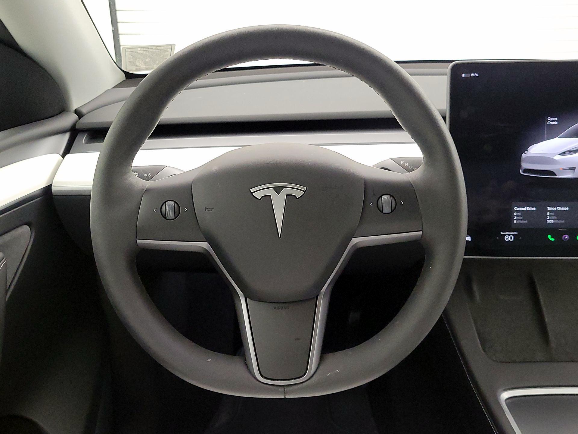 Thumbnail: 2024 Tesla Model Y - 10