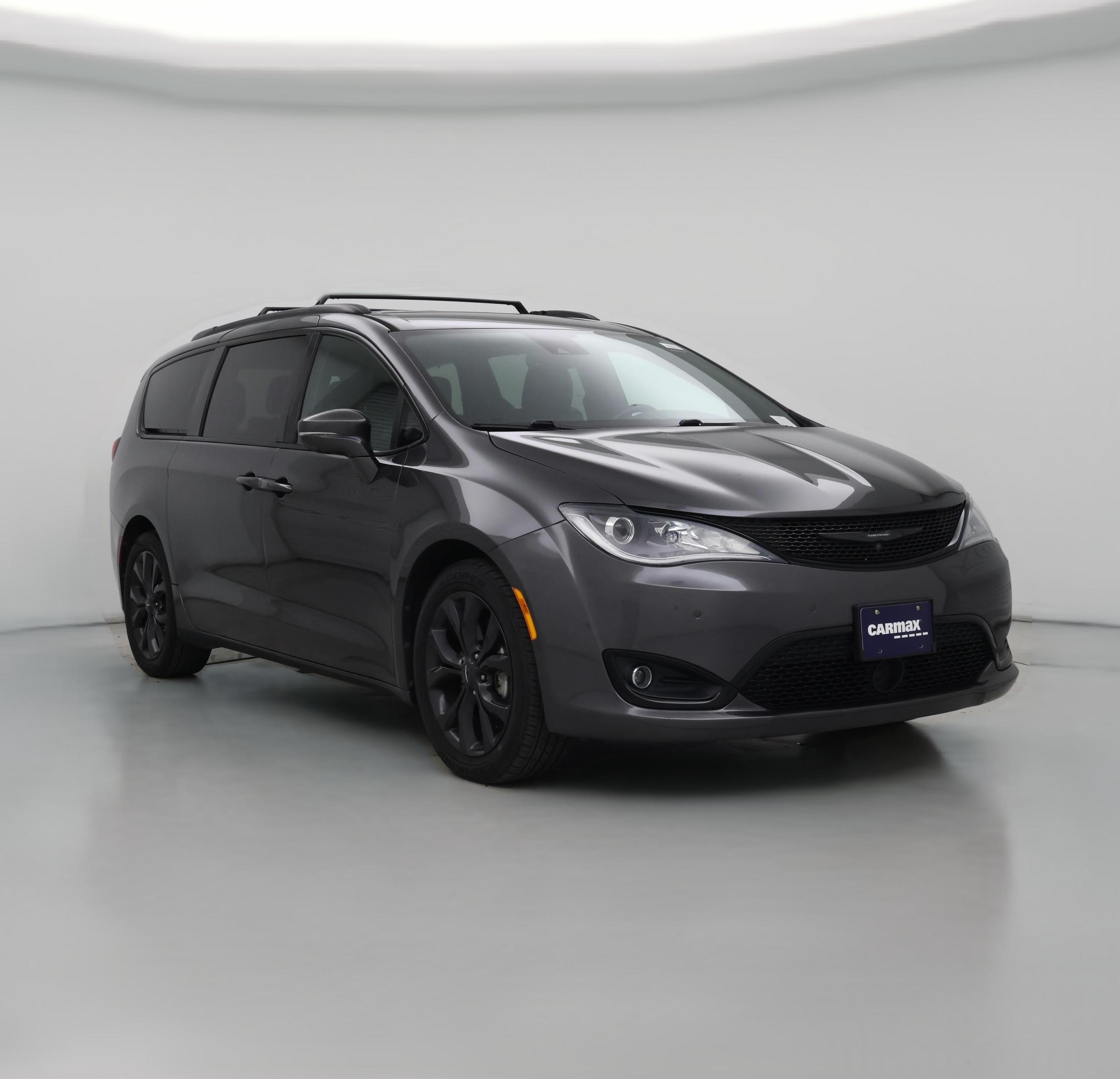 Thumbnail: 2019 Chrysler Pacifica - 1