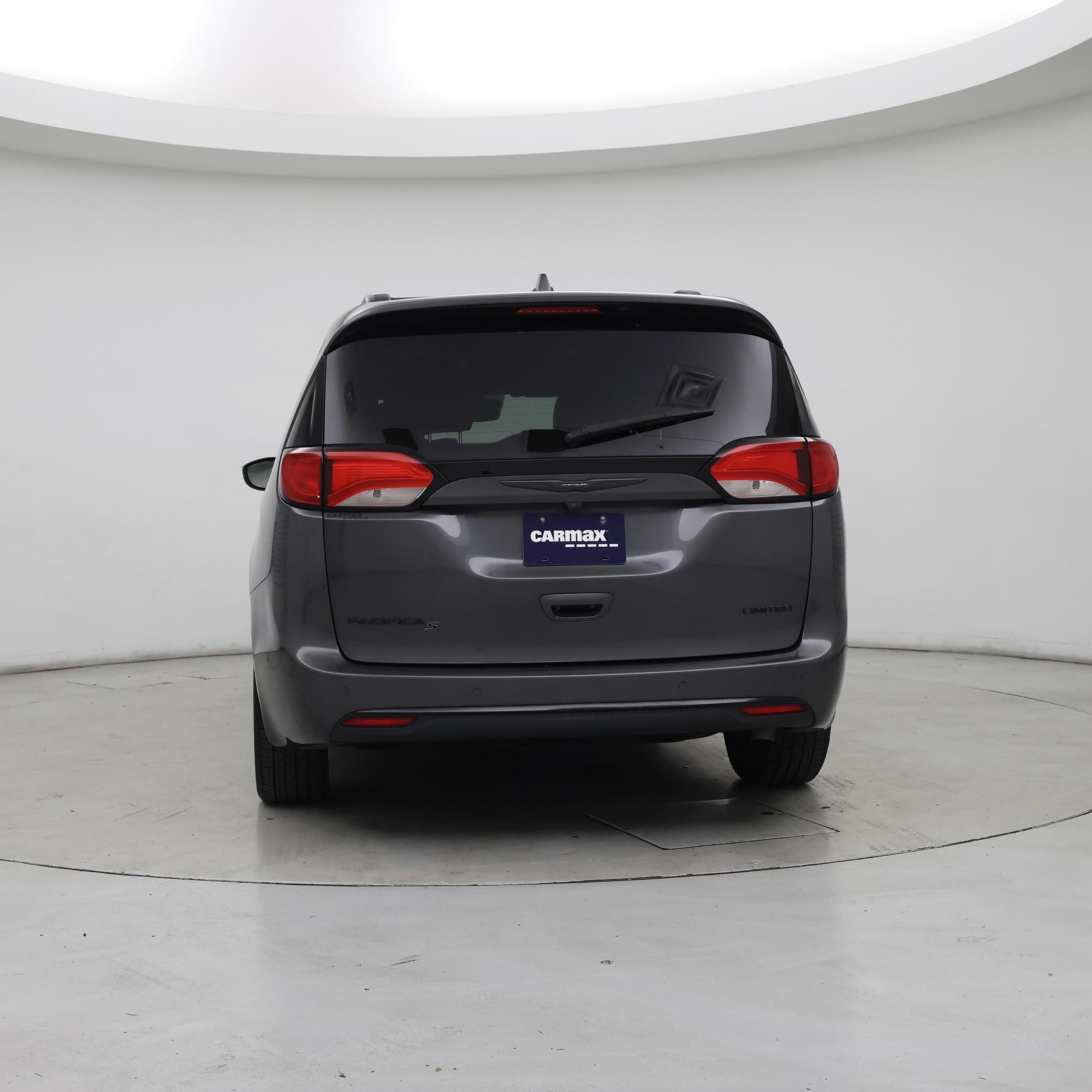 Thumbnail: 2019 Chrysler Pacifica - 6