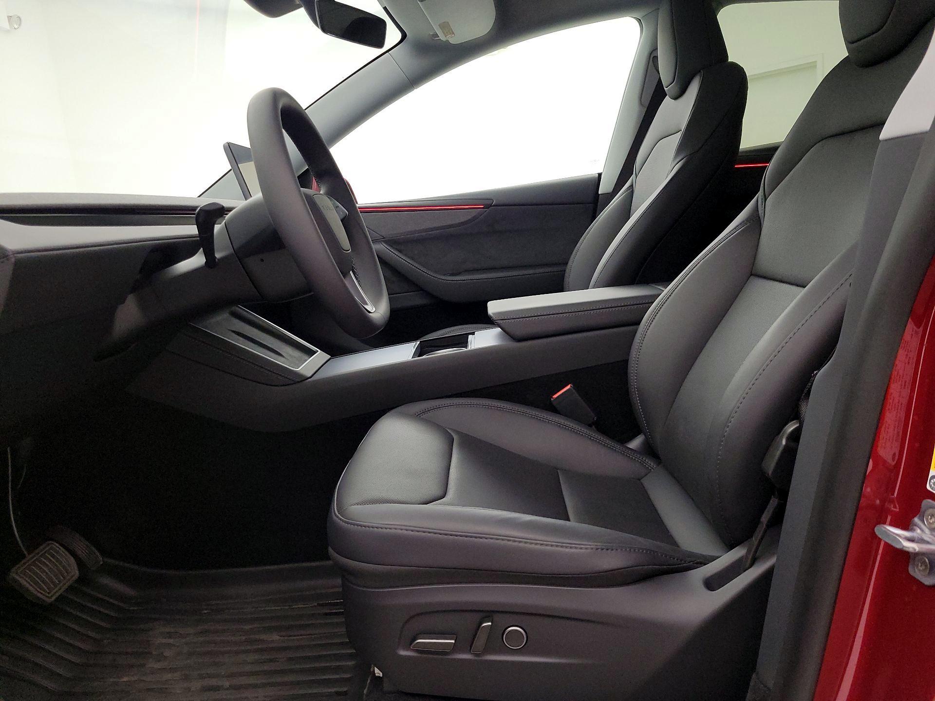 Thumbnail: 2026 Tesla Model Y - 11