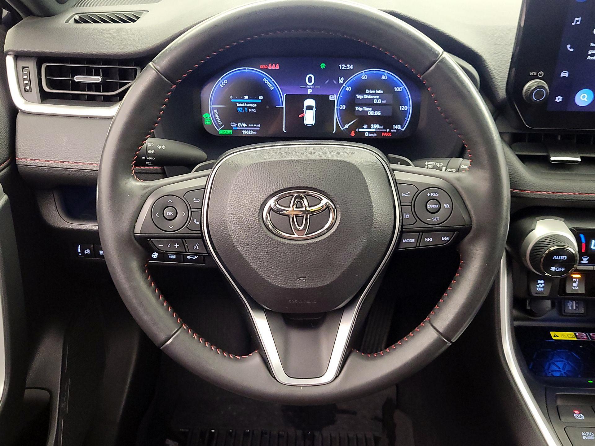 Thumbnail: 2023 Toyota RAV4 - 10