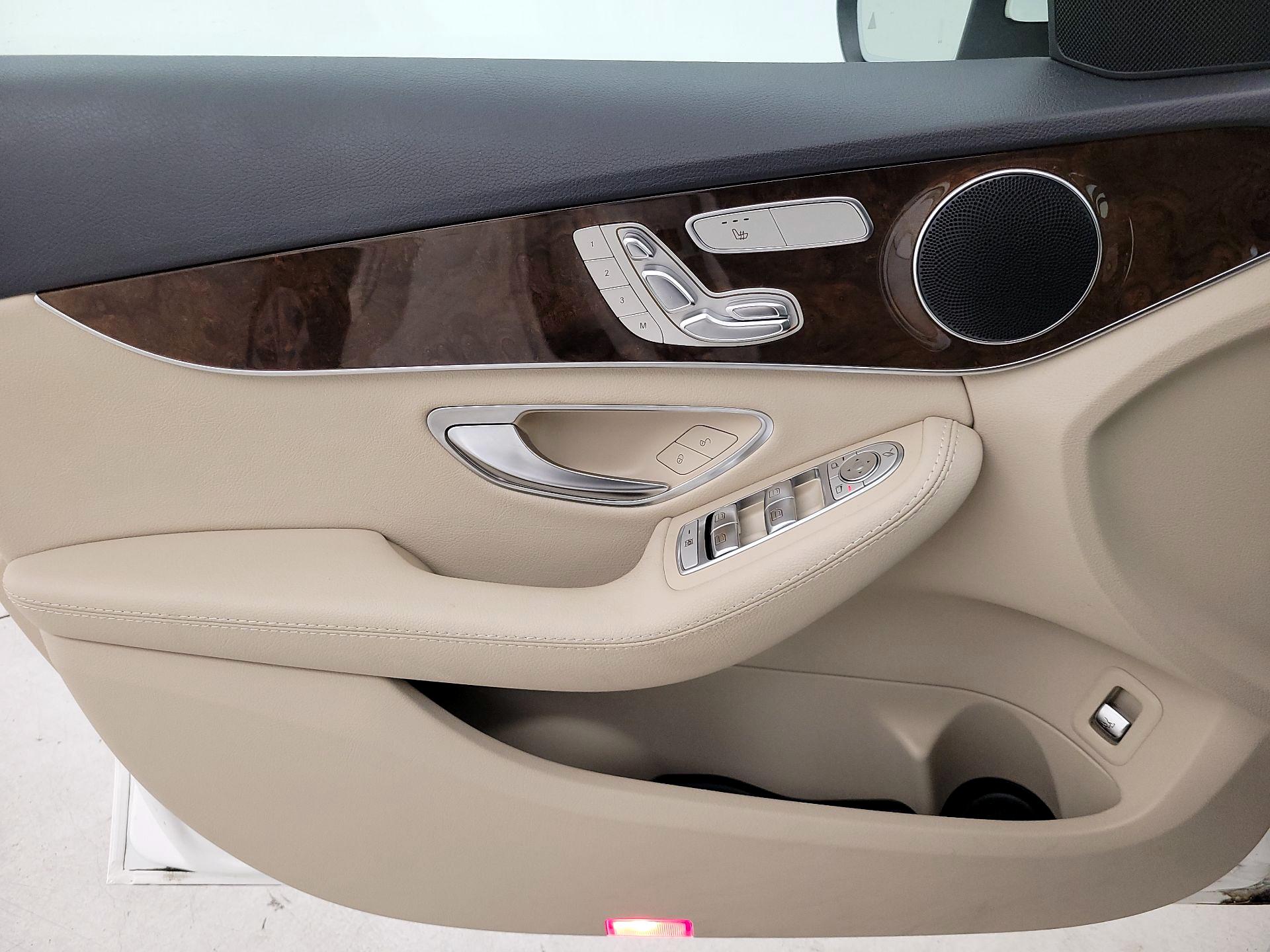 Thumbnail: 2018 Mercedes-Benz C-Class - 12