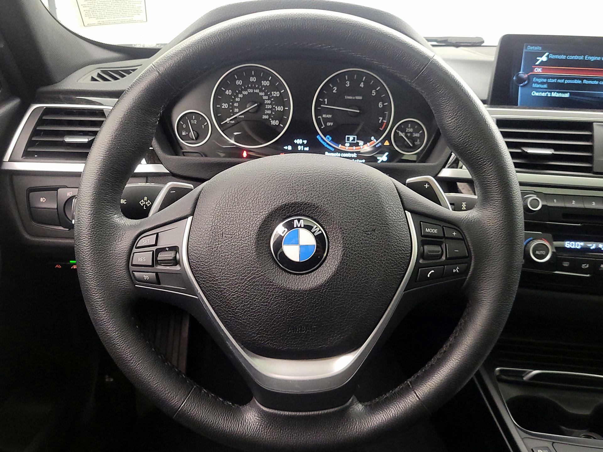 Thumbnail: 2017 BMW 3 Series - 10