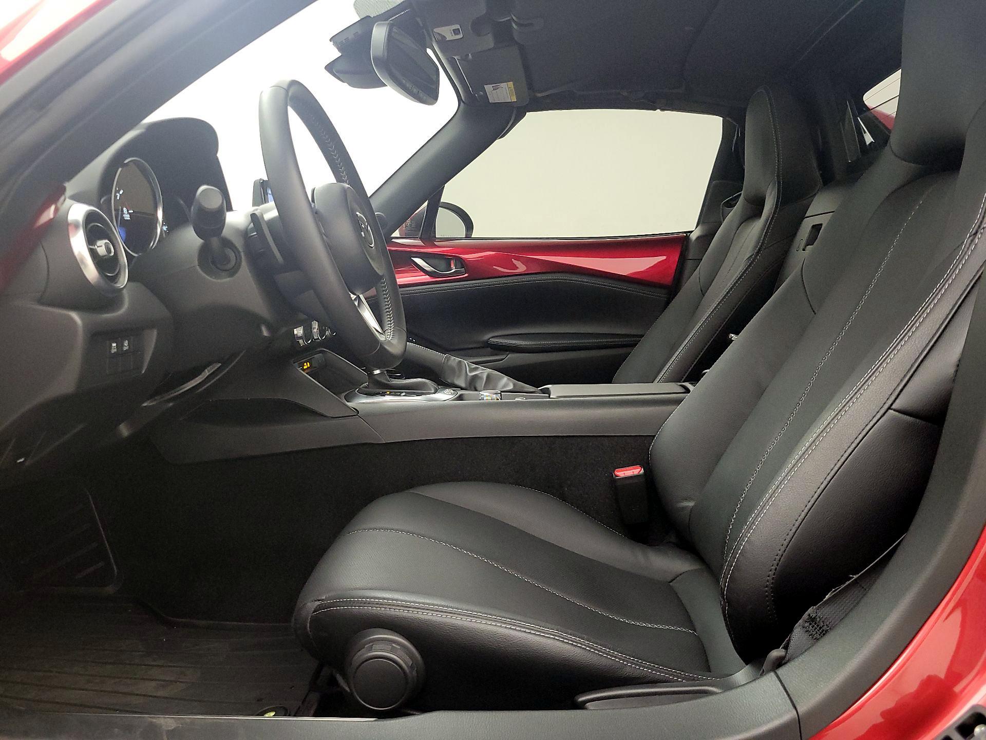 Thumbnail: 2023 Mazda MX-5 Miata - 11