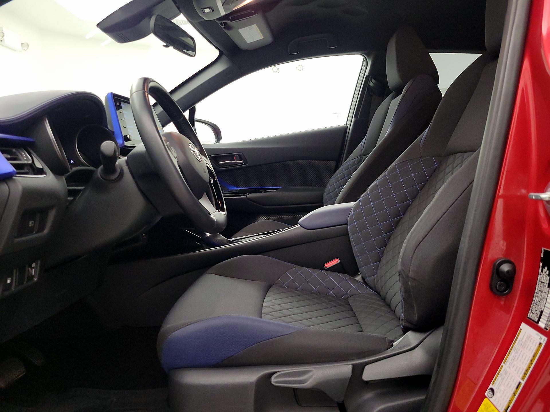 Thumbnail: 2021 Toyota C-HR - 11