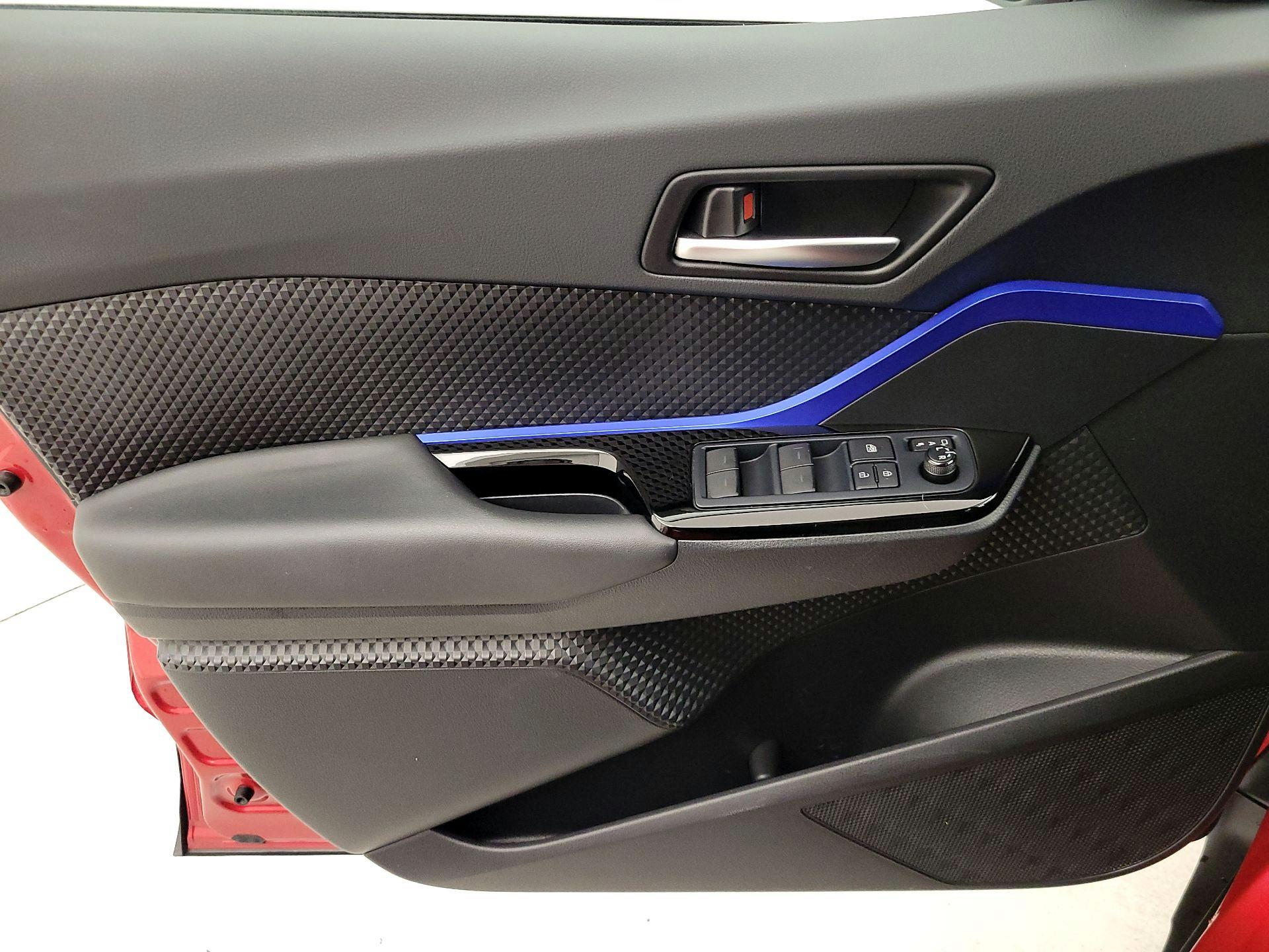 Thumbnail: 2021 Toyota C-HR - 12