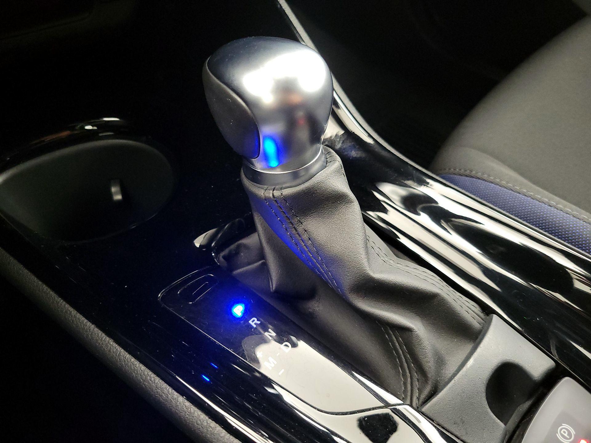 Thumbnail: 2021 Toyota C-HR - 17