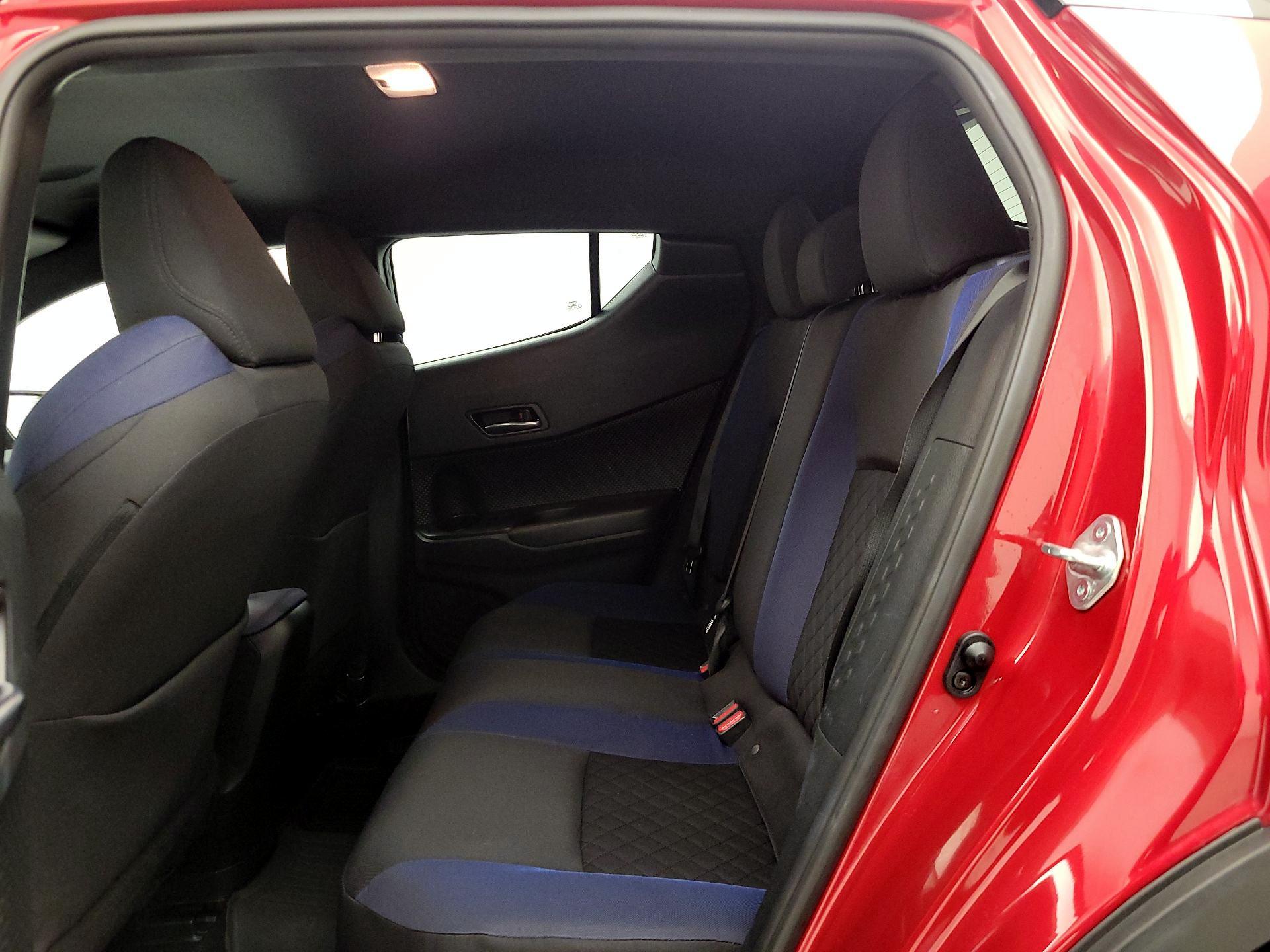 Thumbnail: 2021 Toyota C-HR - 18