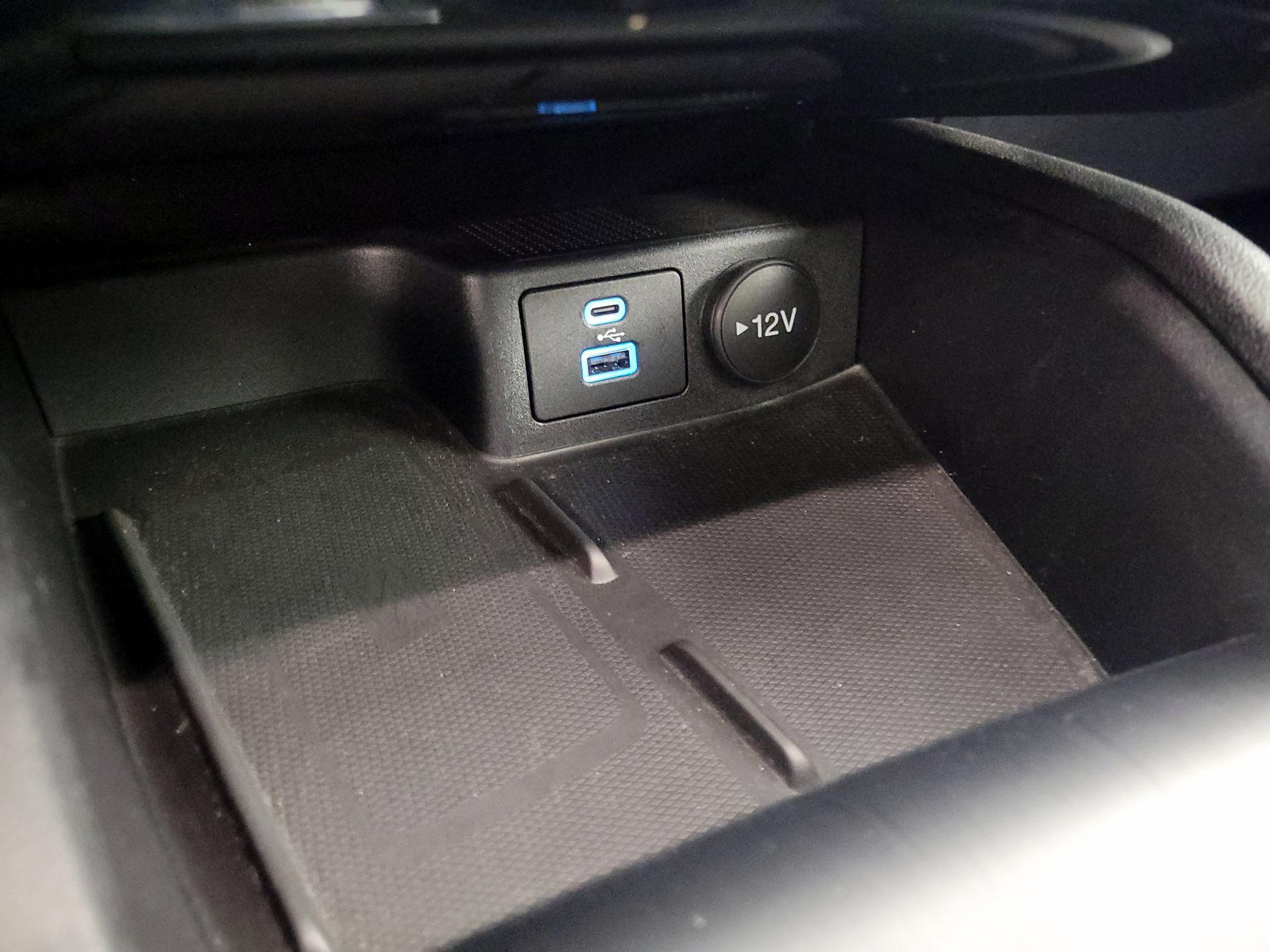 Thumbnail: 2022 Ford Escape - 19