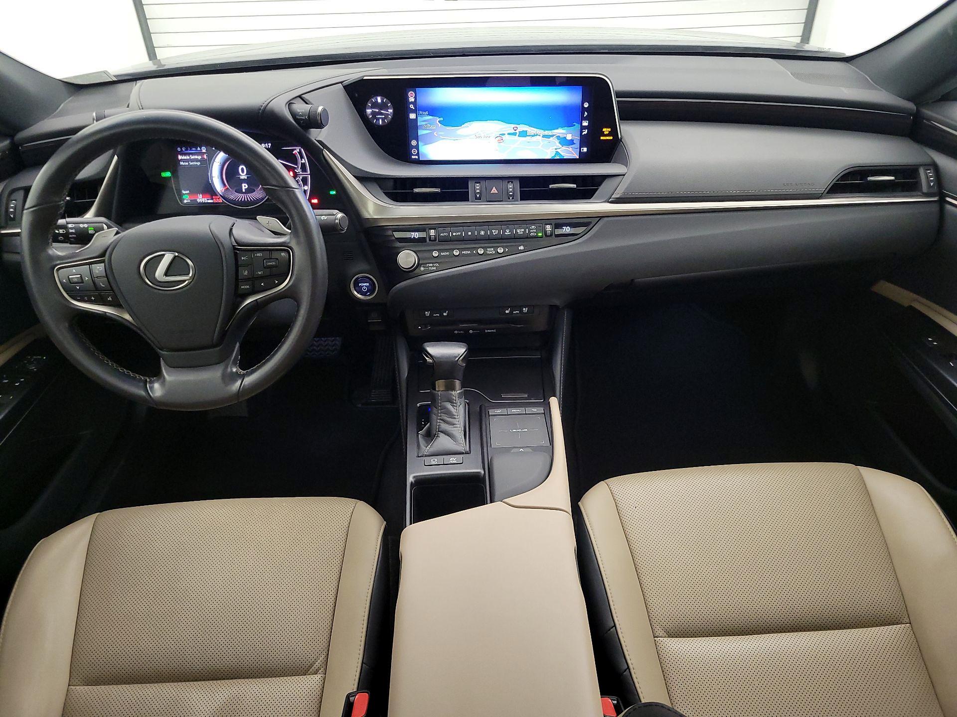 Thumbnail: 2021 Lexus ES - 9