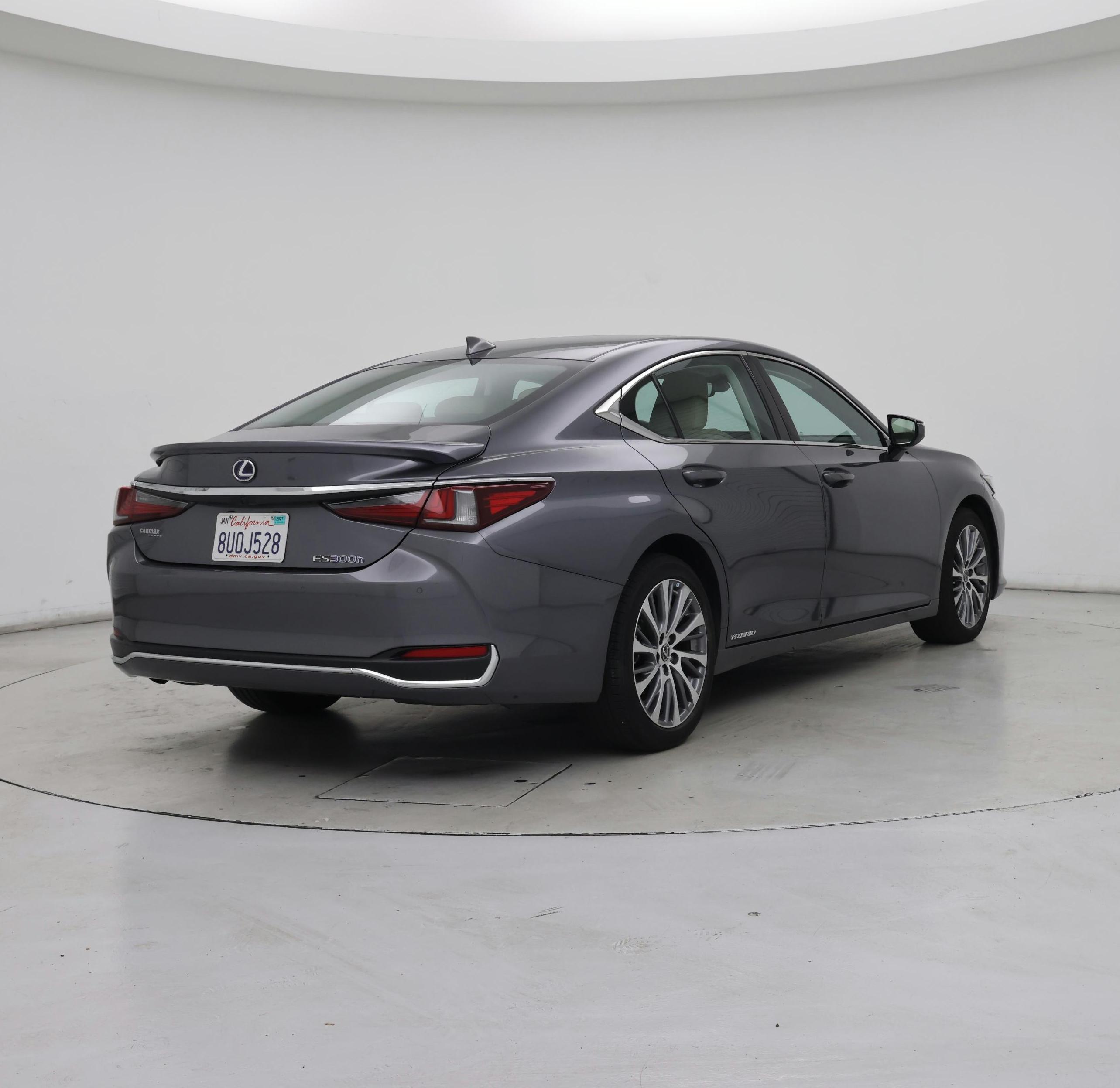Thumbnail: 2021 Lexus ES - 8