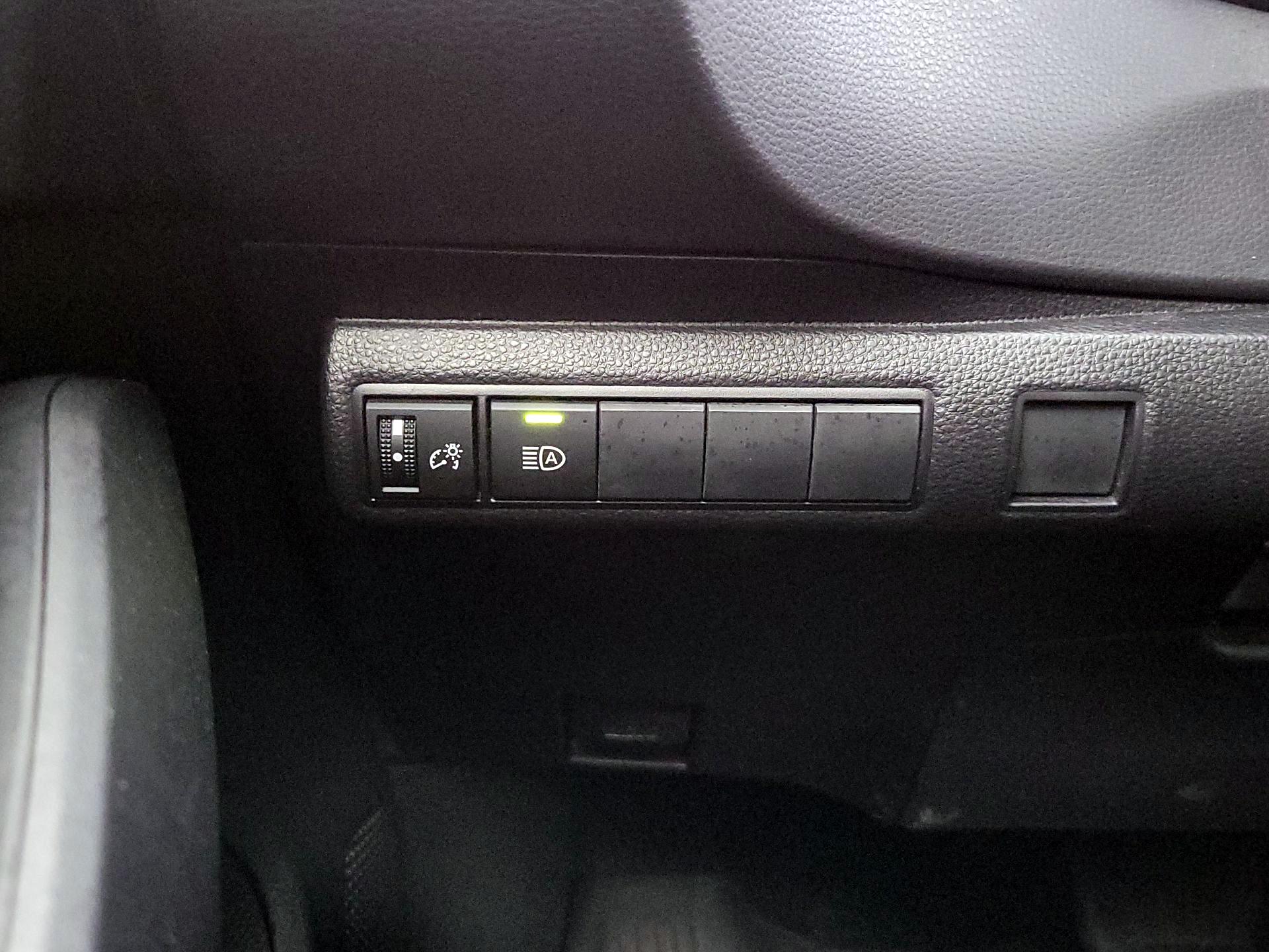 Thumbnail: 2024 Toyota Corolla - 13