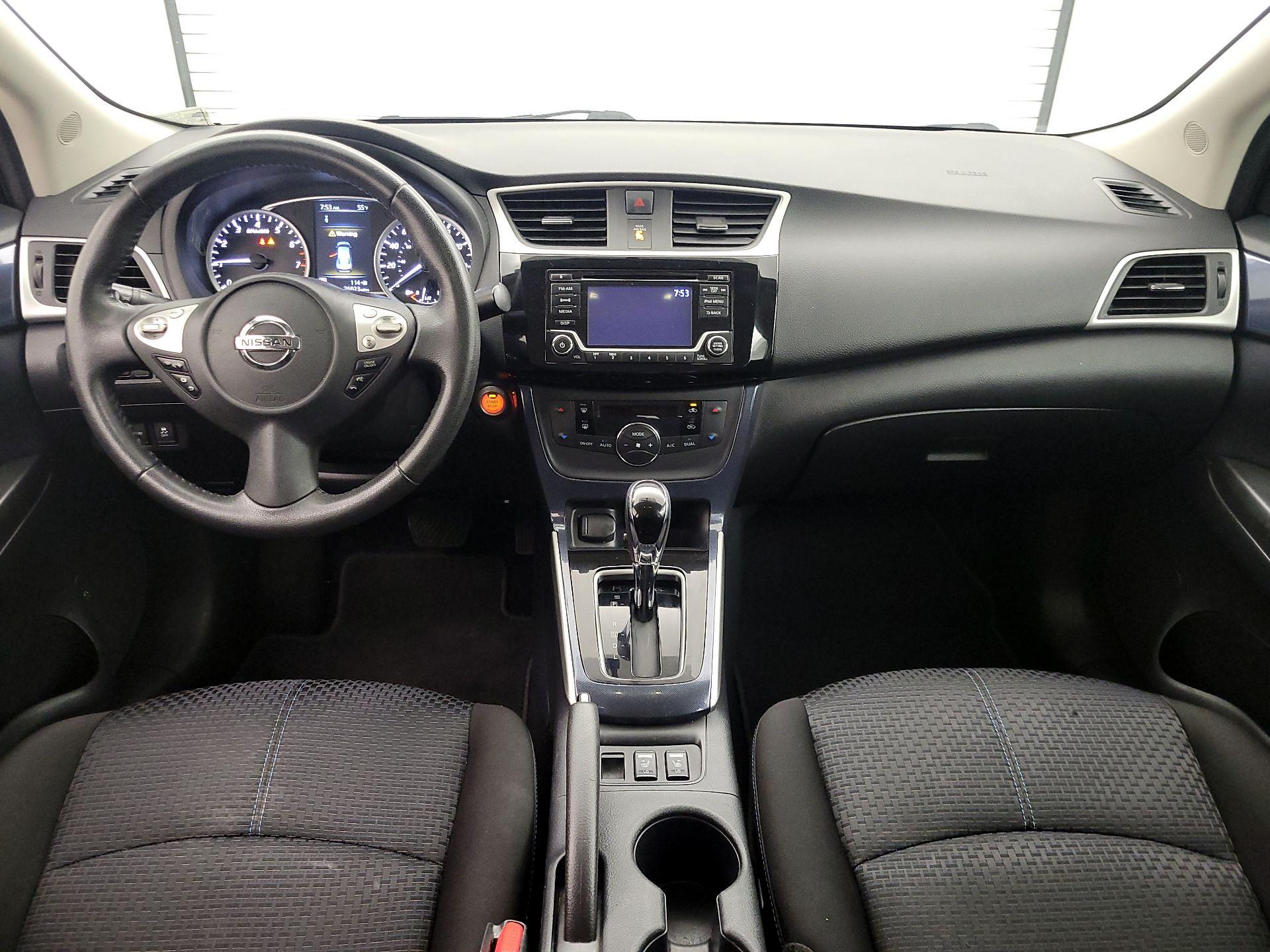 Thumbnail: 2018 Nissan Sentra - 9