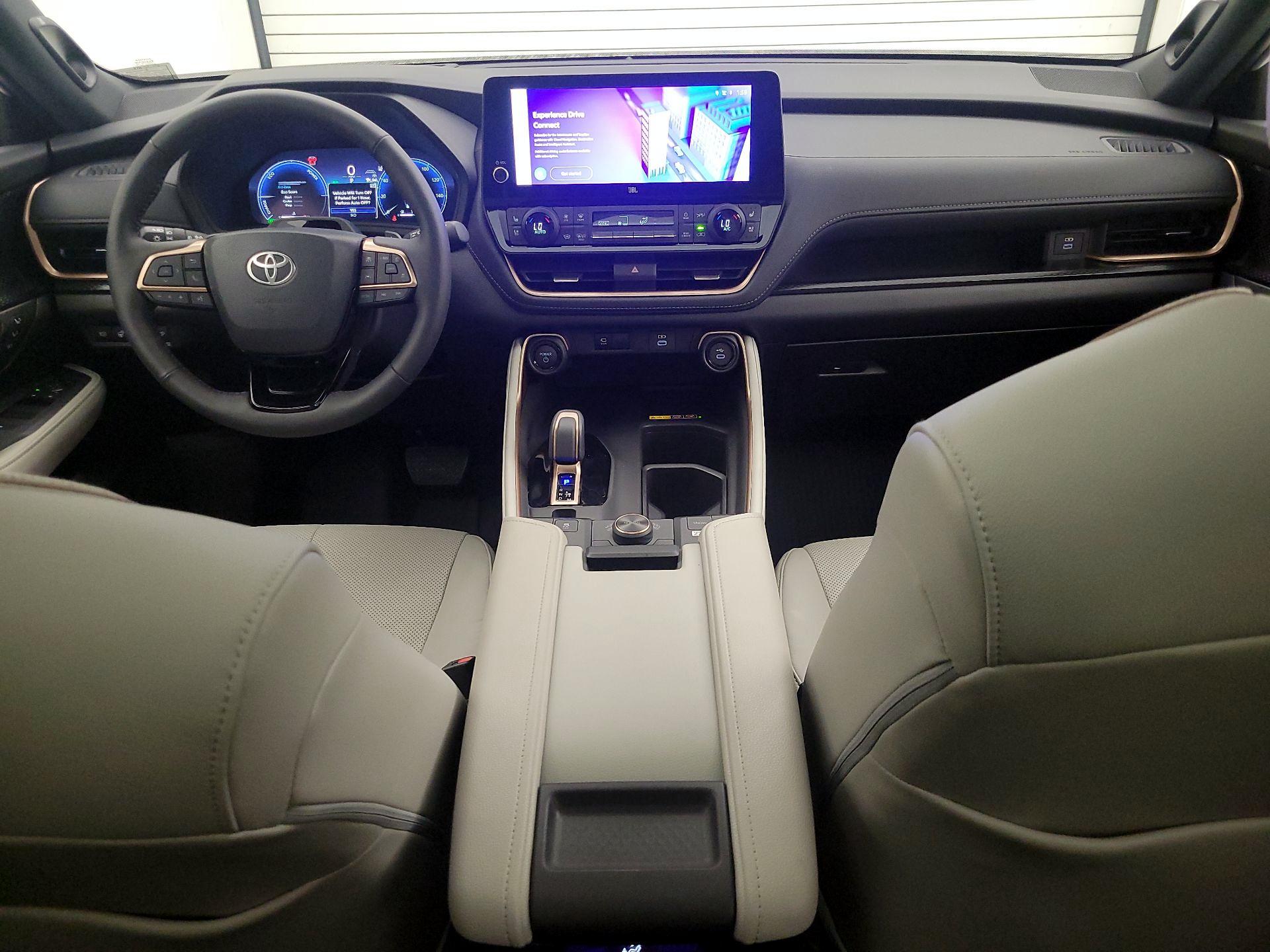 Thumbnail: 2025 Toyota Highlander - 9