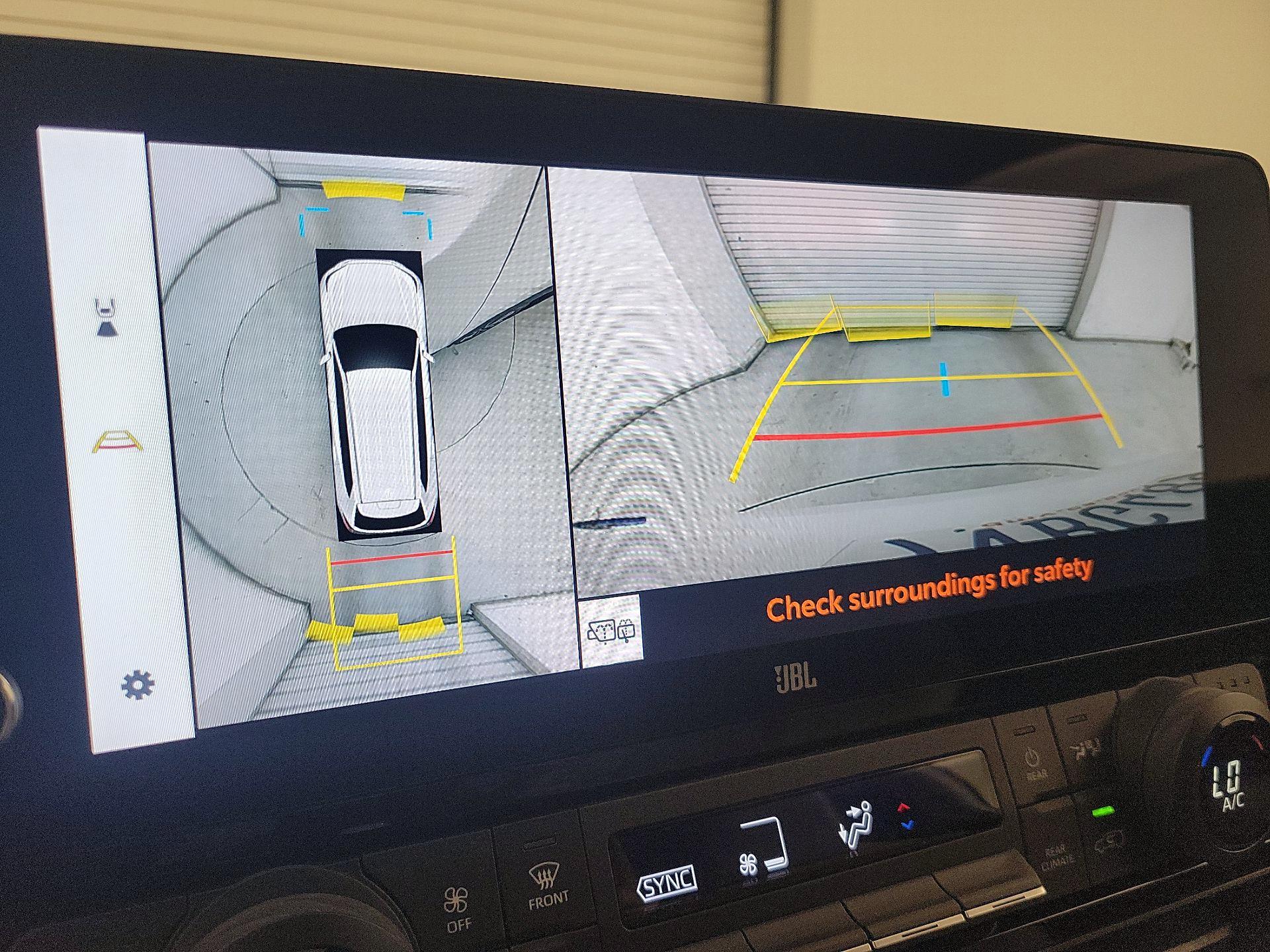 Thumbnail: 2025 Toyota Highlander - 14