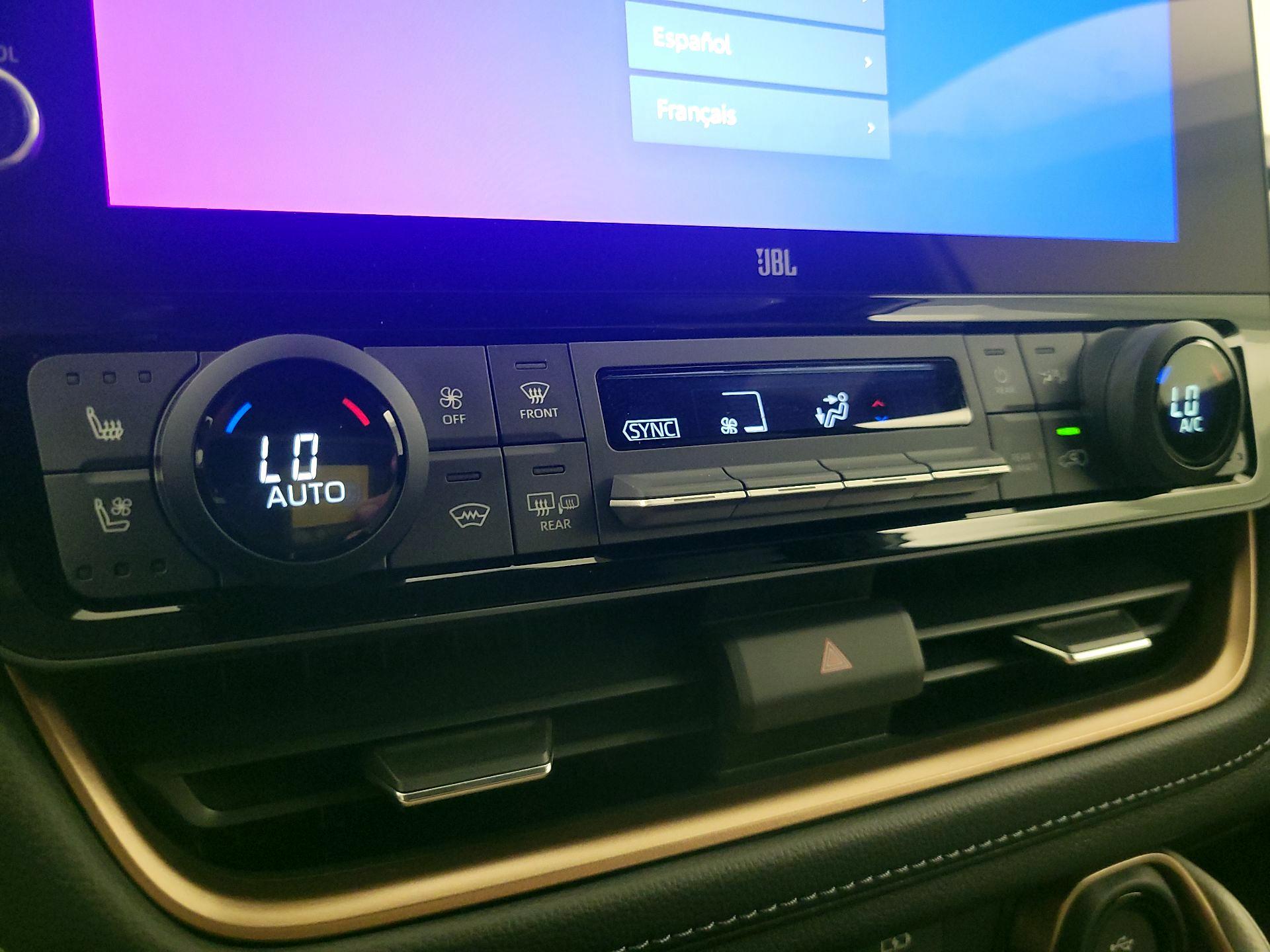 Thumbnail: 2025 Toyota Highlander - 16