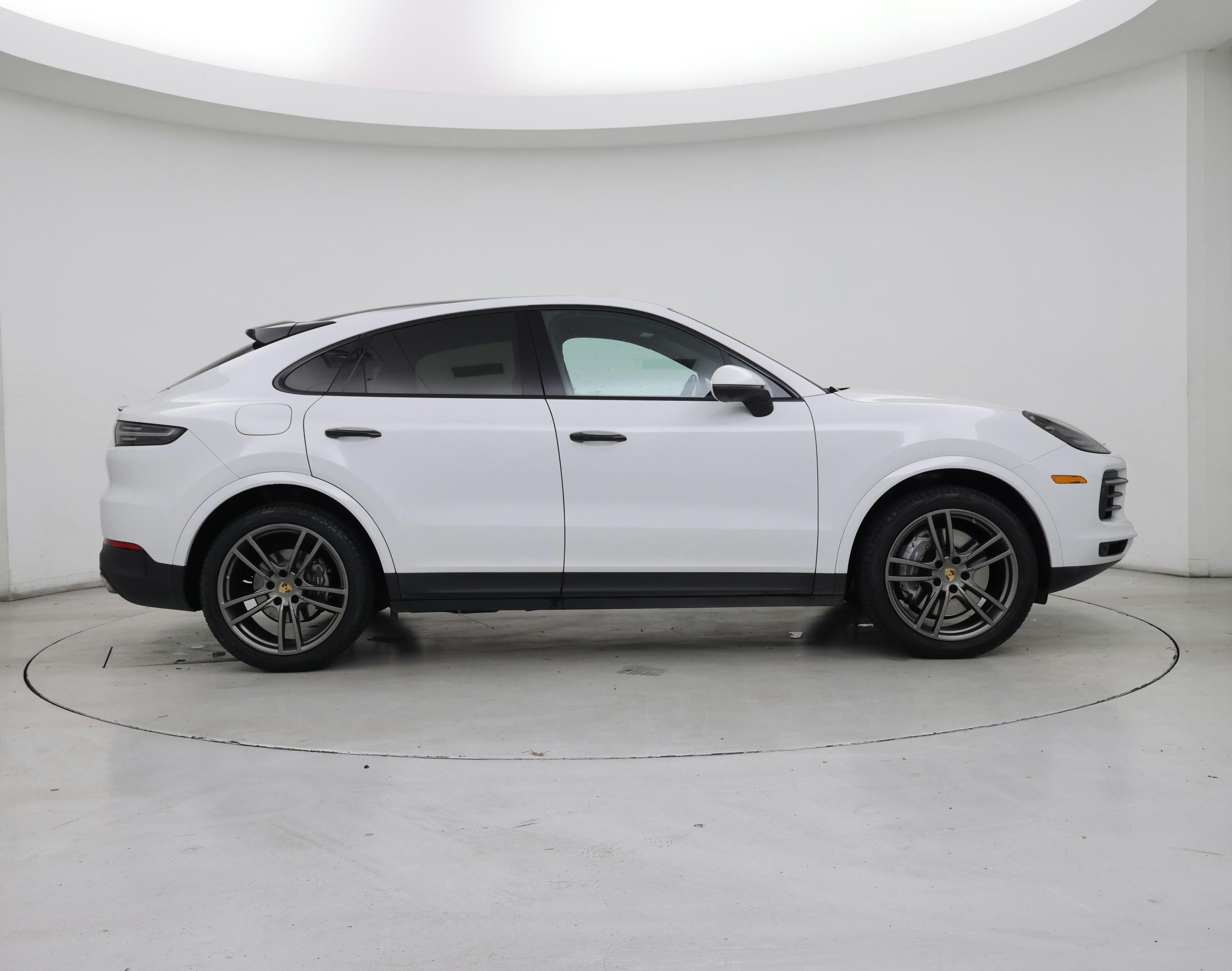 Thumbnail: 2022 Porsche Cayenne - 7