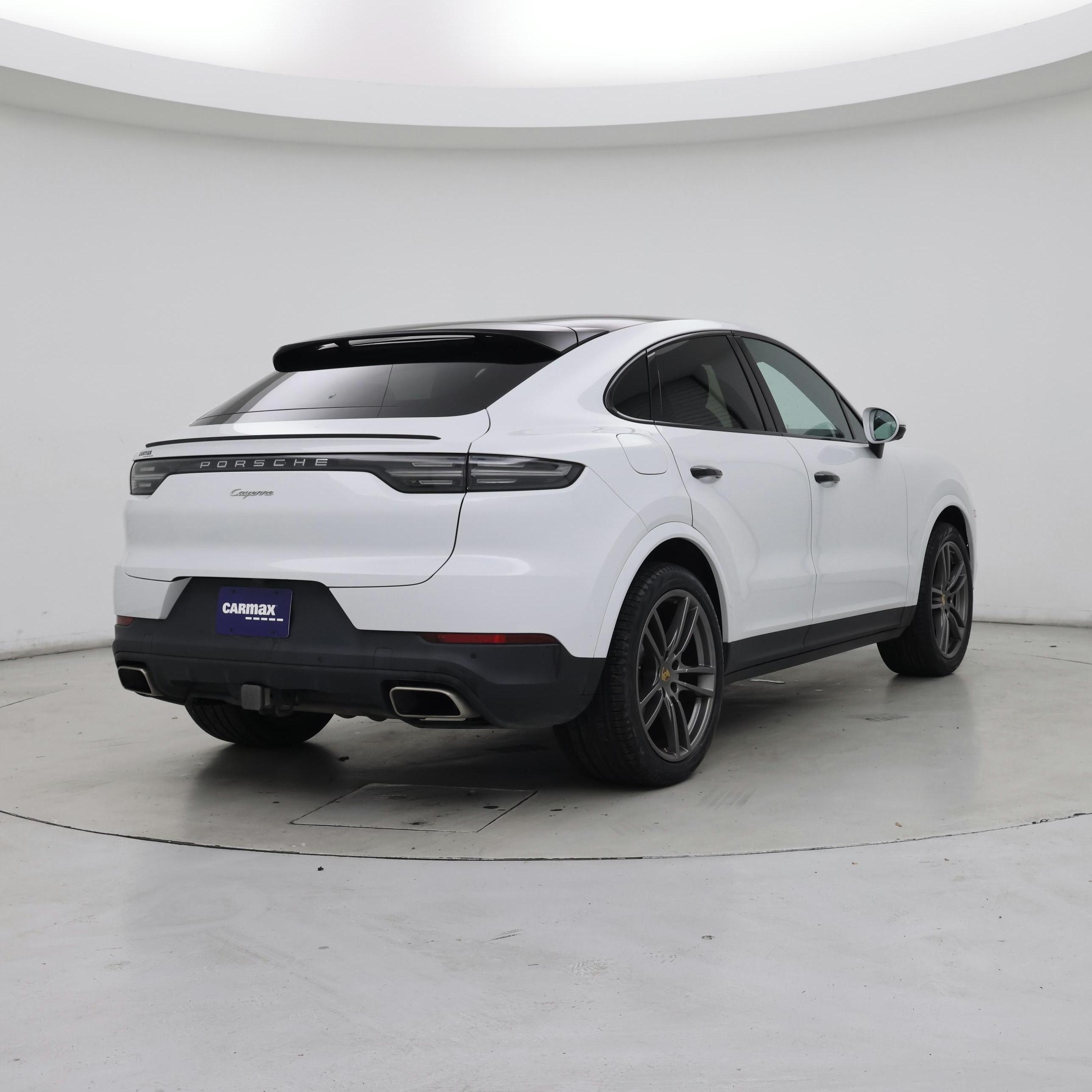 Thumbnail: 2022 Porsche Cayenne - 8