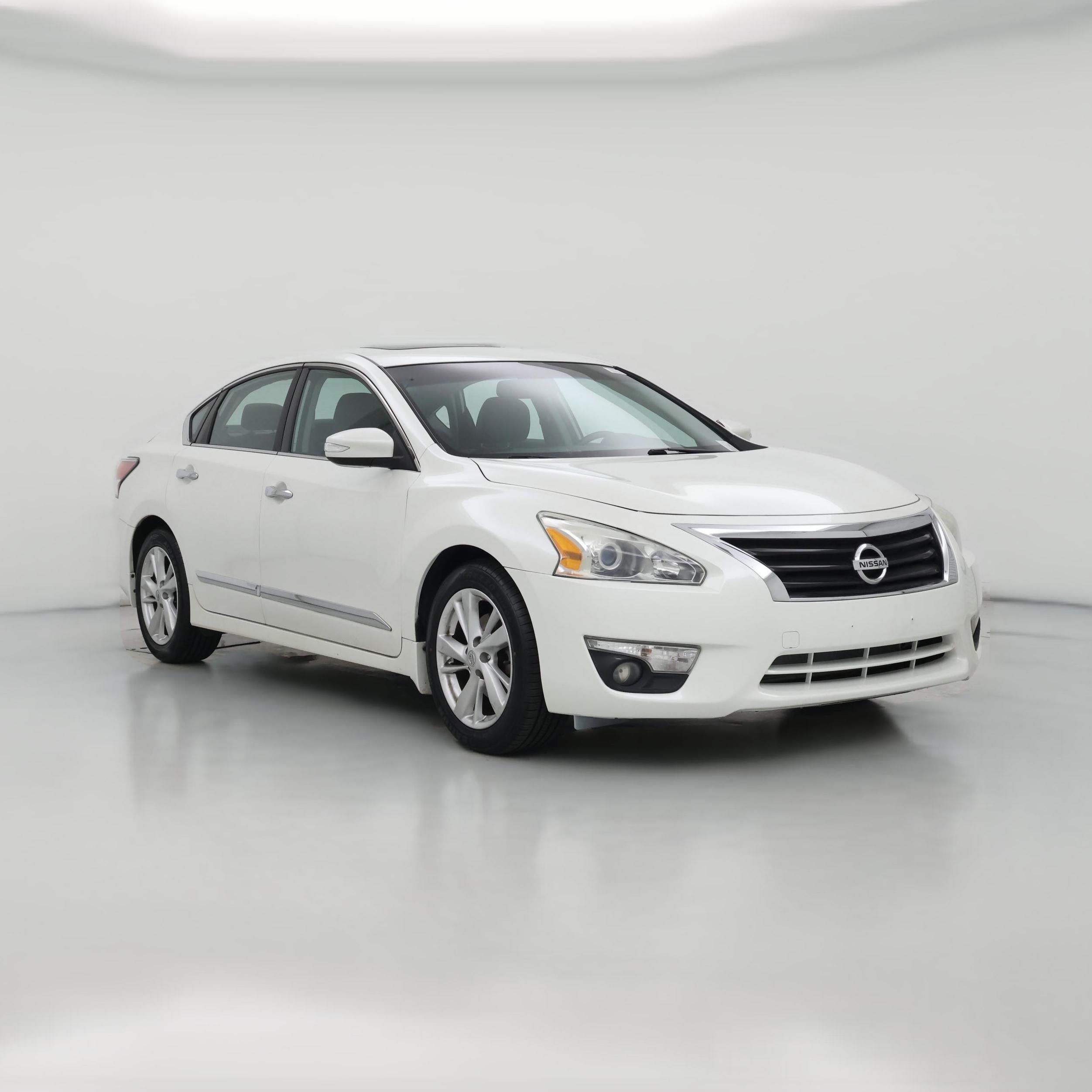 Thumbnail: 2014 Nissan Altima - 1