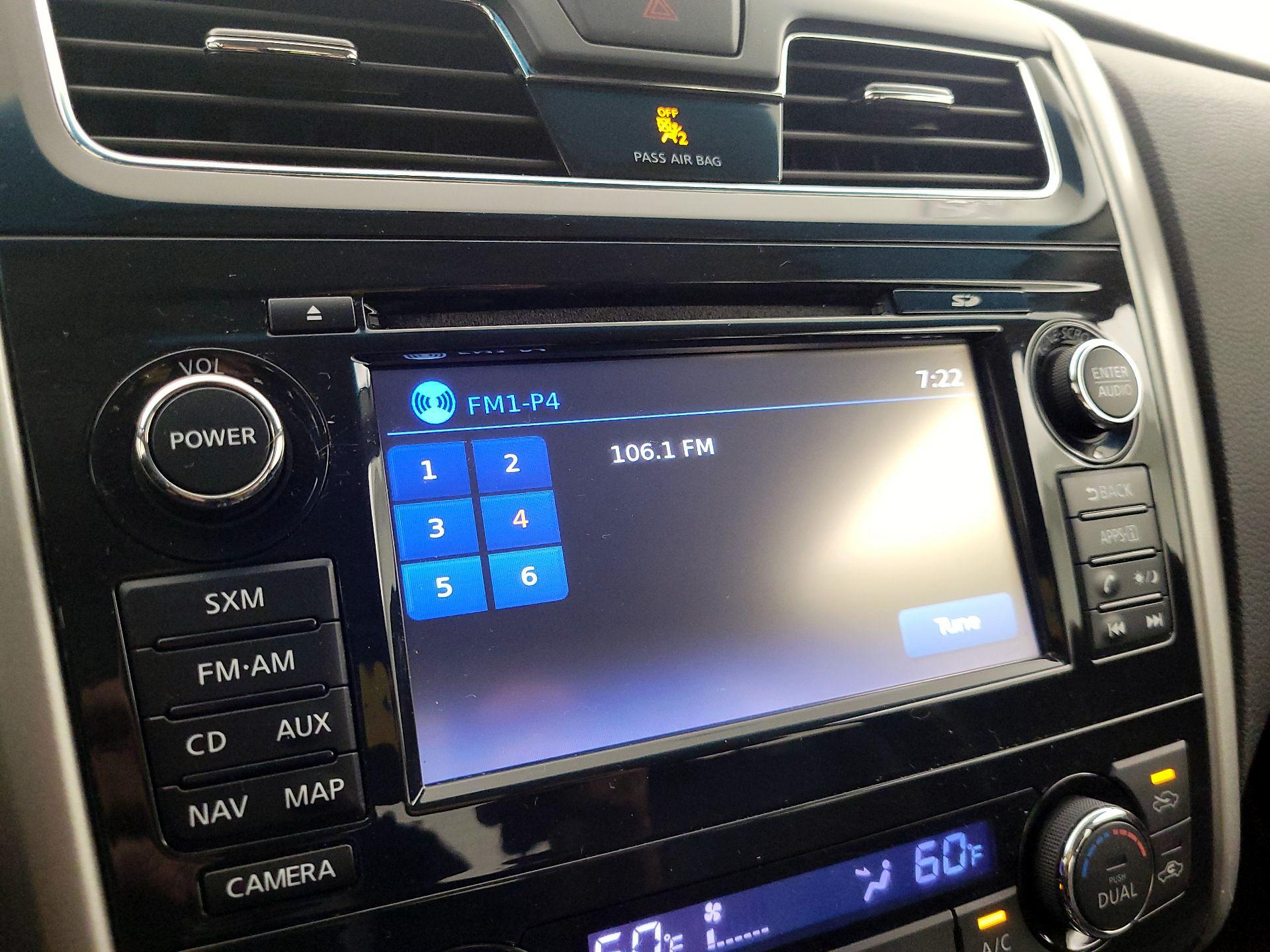 Thumbnail: 2014 Nissan Altima - 16