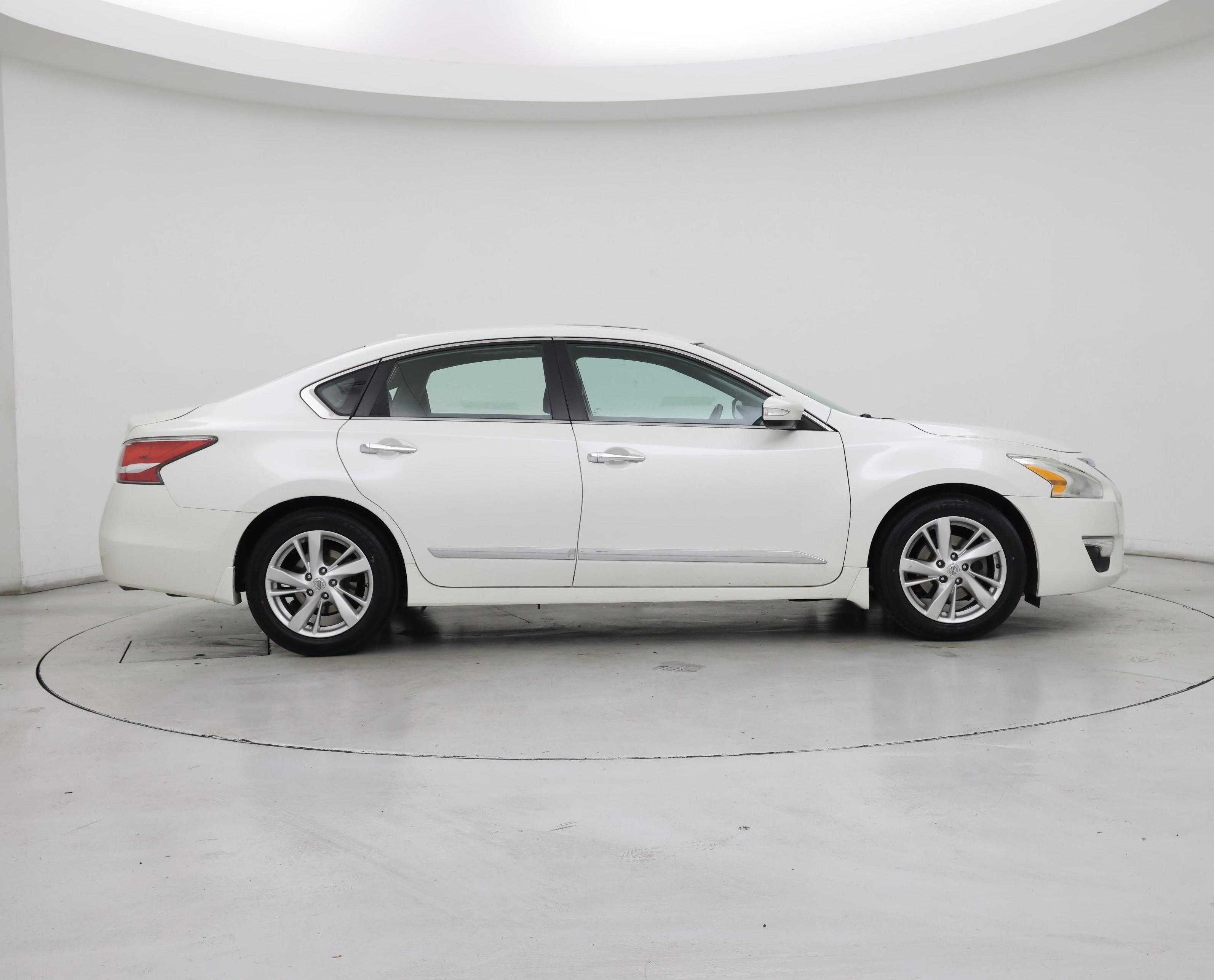 Thumbnail: 2014 Nissan Altima - 7