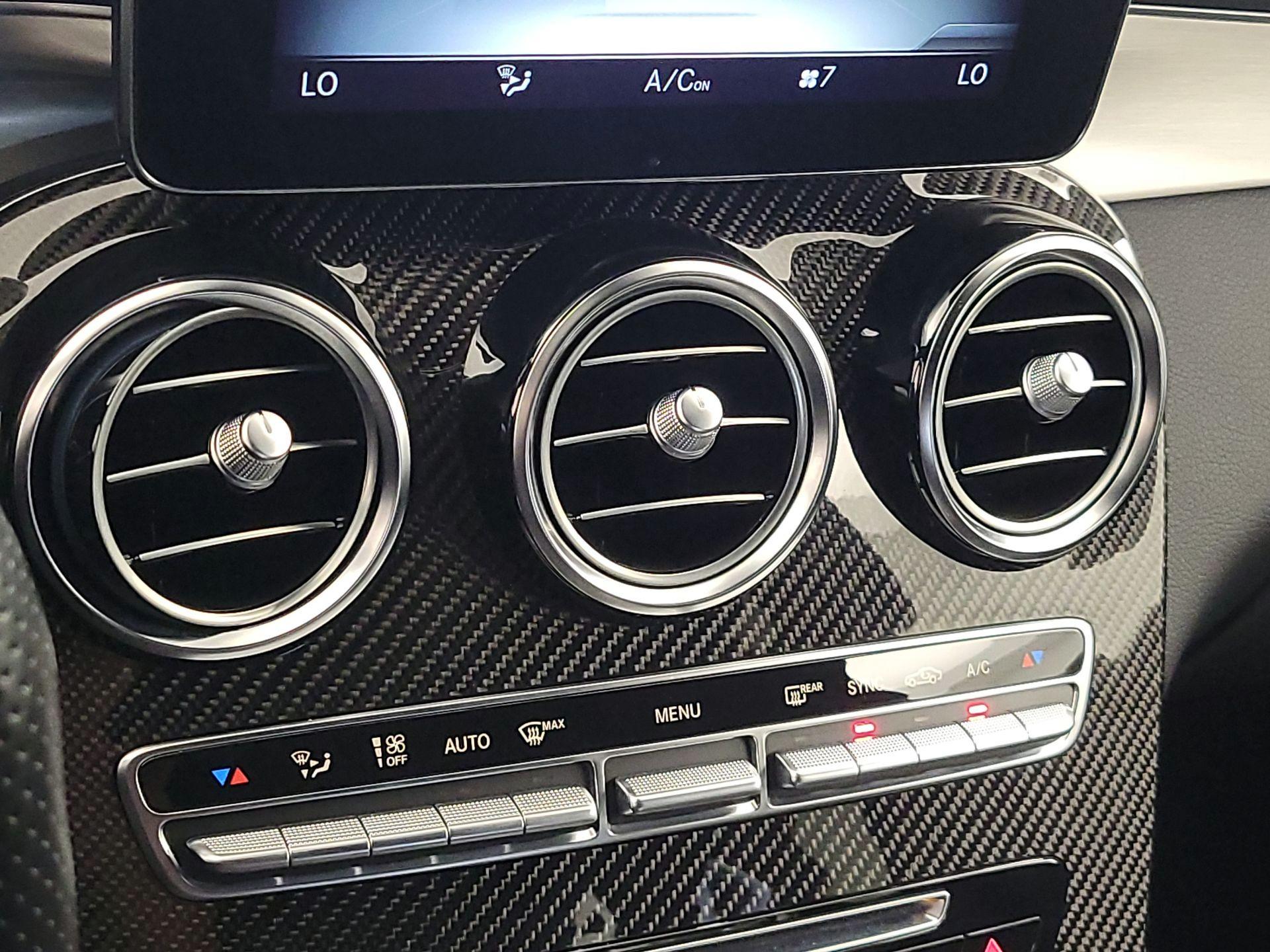 Thumbnail: 2019 Mercedes-Benz GL-Class - 17